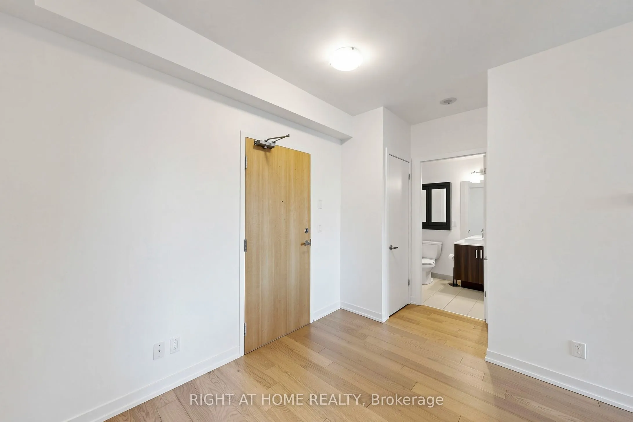 36 Howard Park Avenue #307