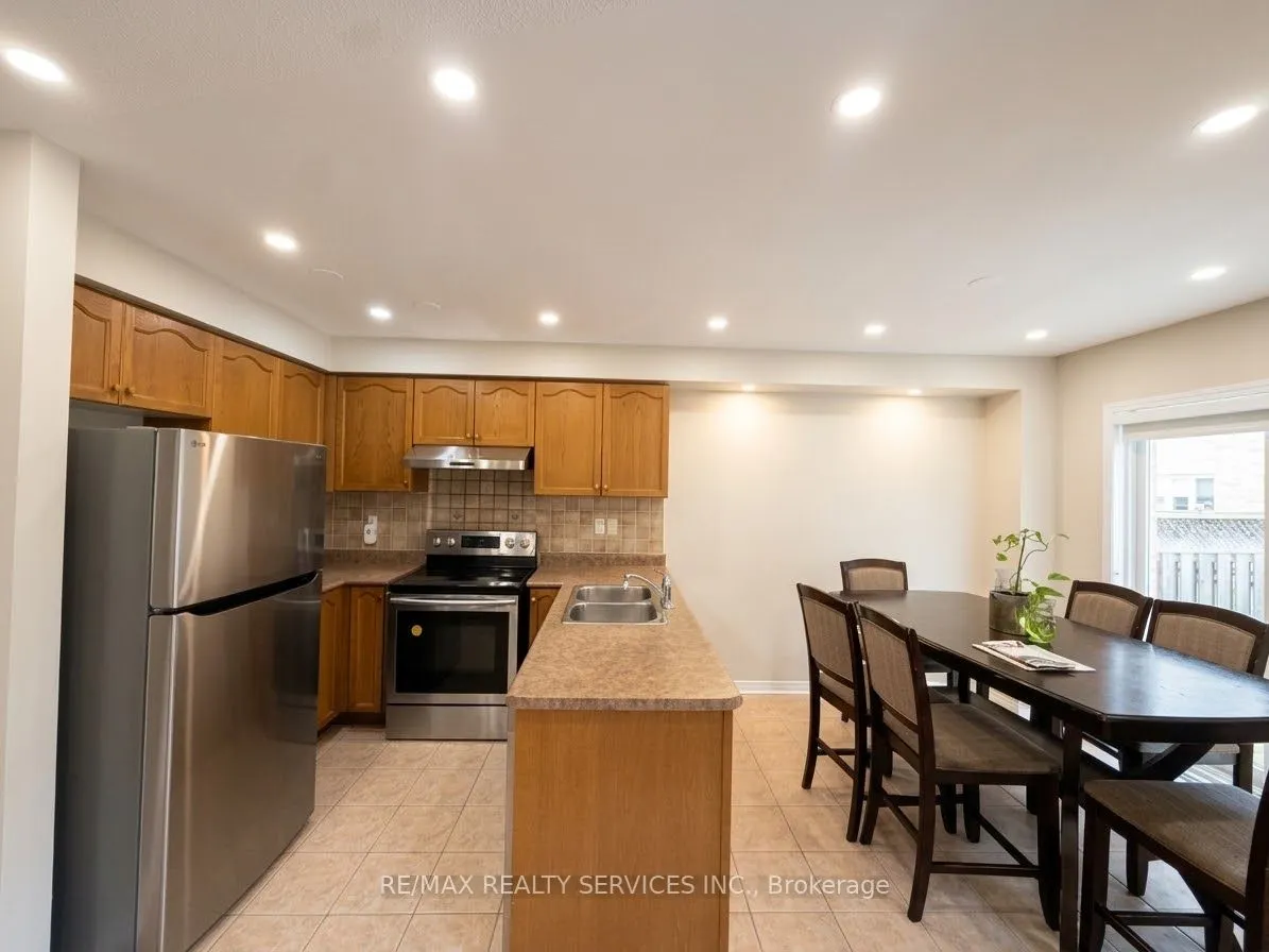 4 Butterchurn Road