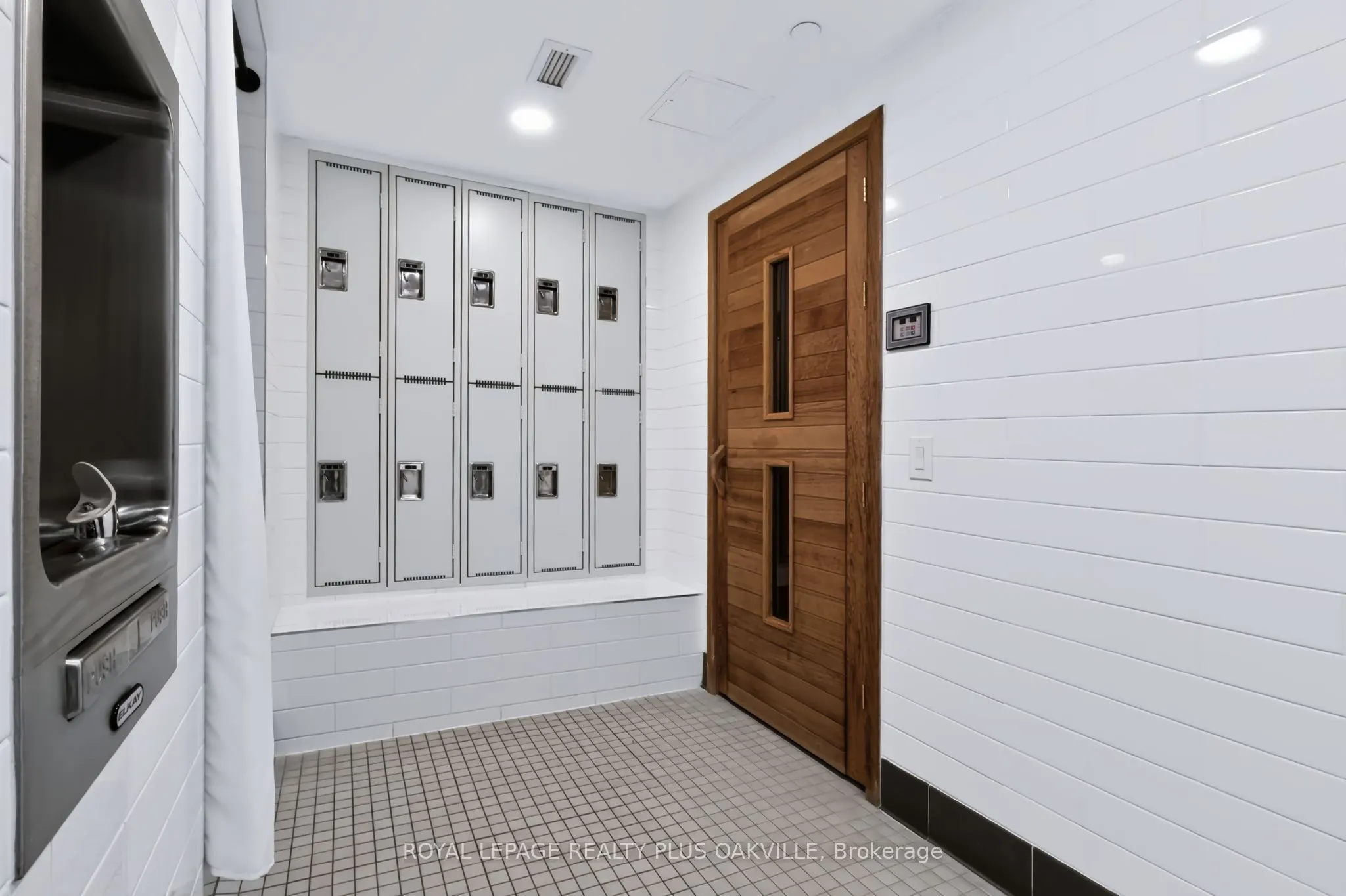 11 Bronte Road #508