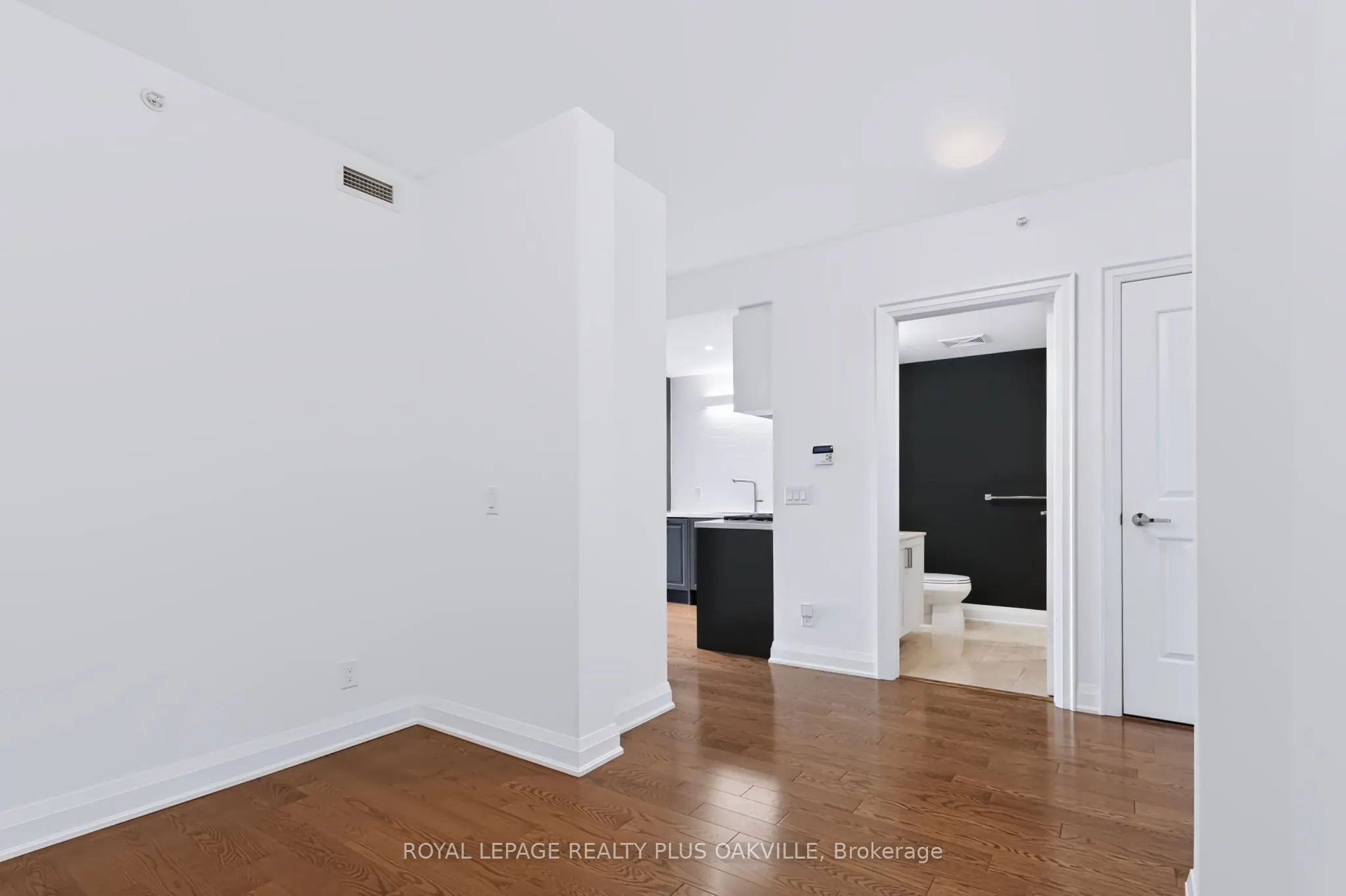 11 Bronte Road #508