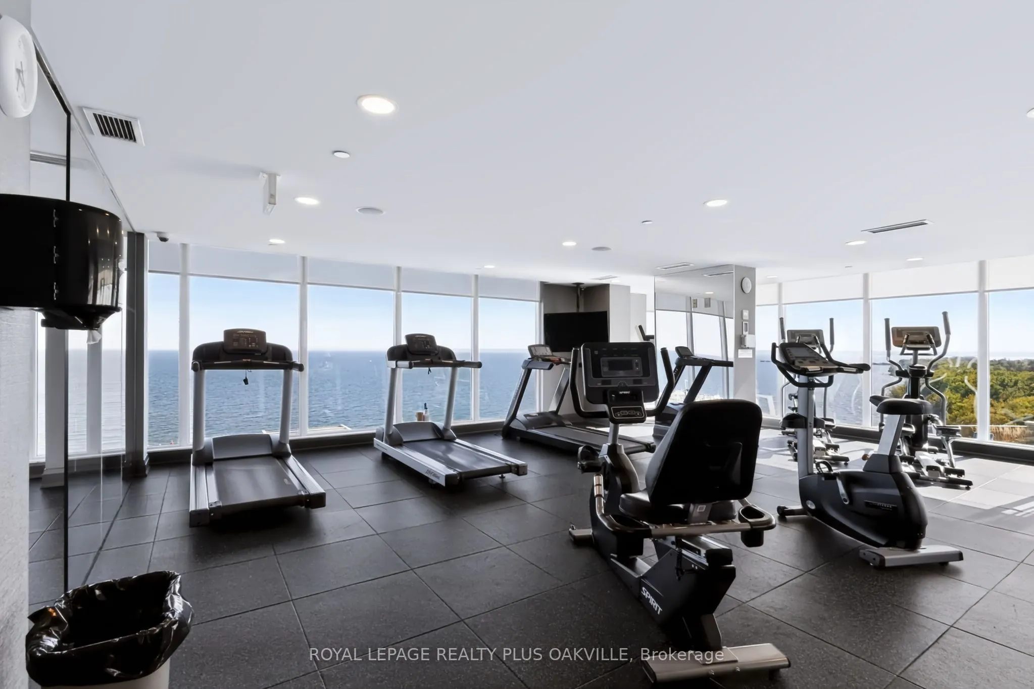 11 Bronte Road #508