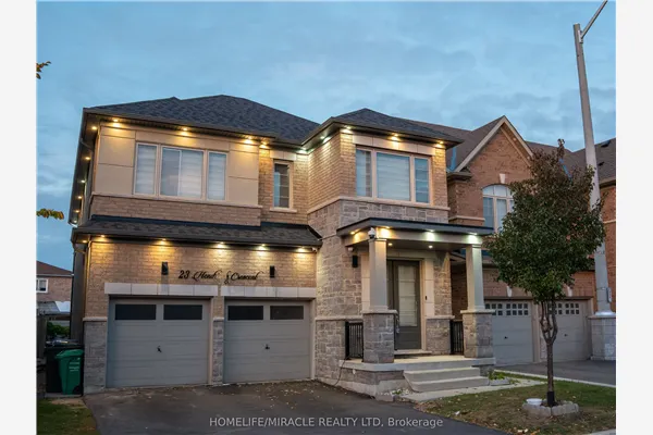 23 HENDRICKS Crescent