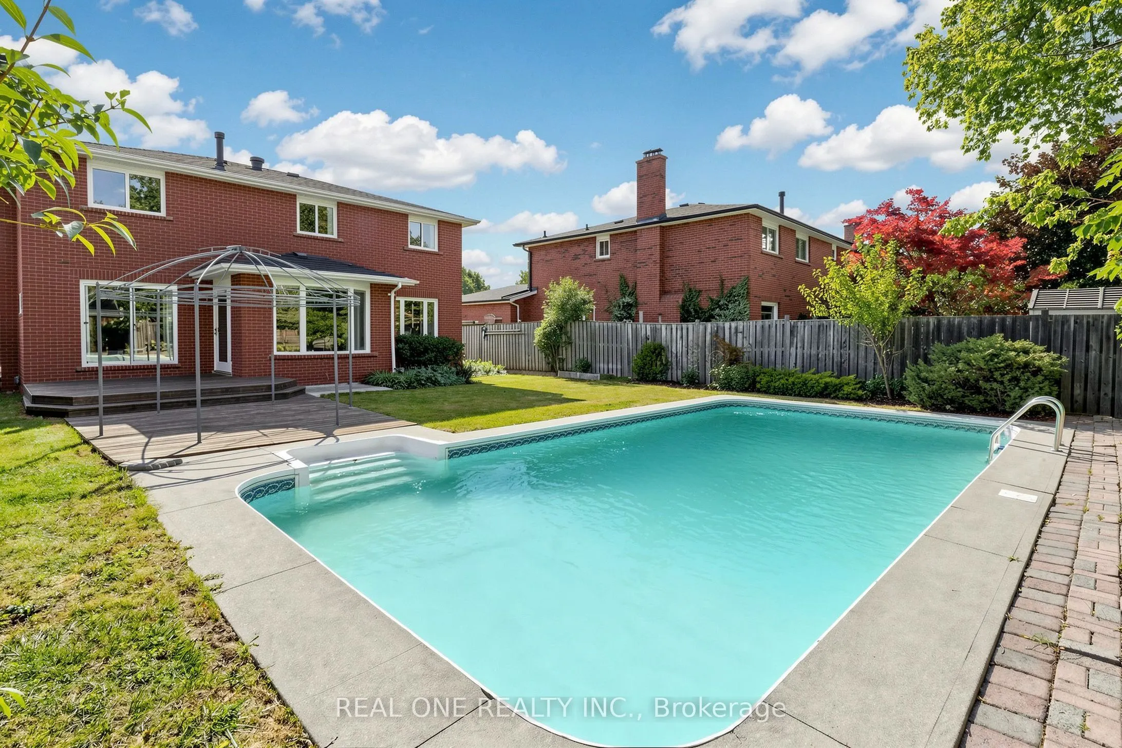 1213 Rosethorne Road