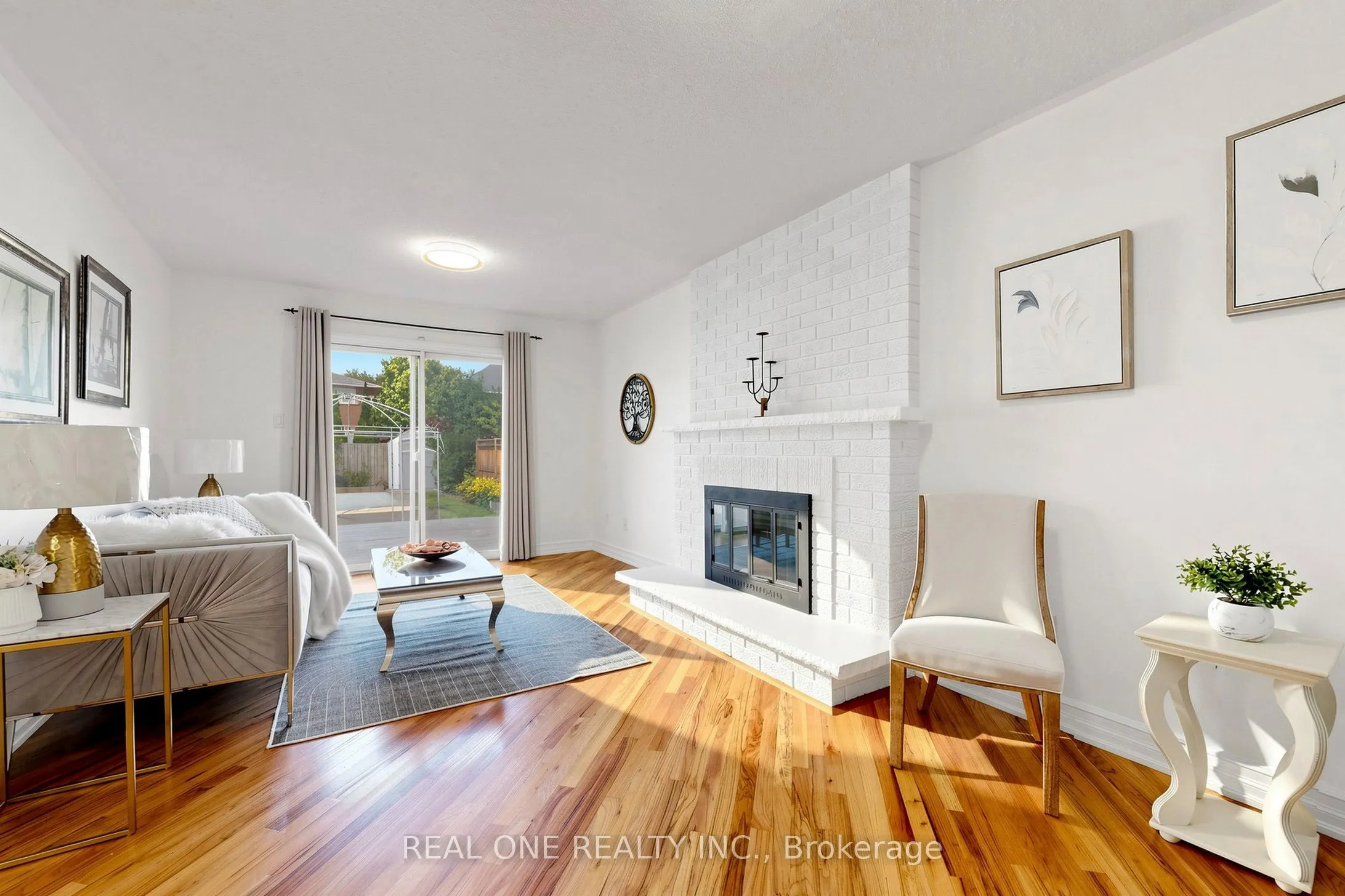 1213 Rosethorne Road