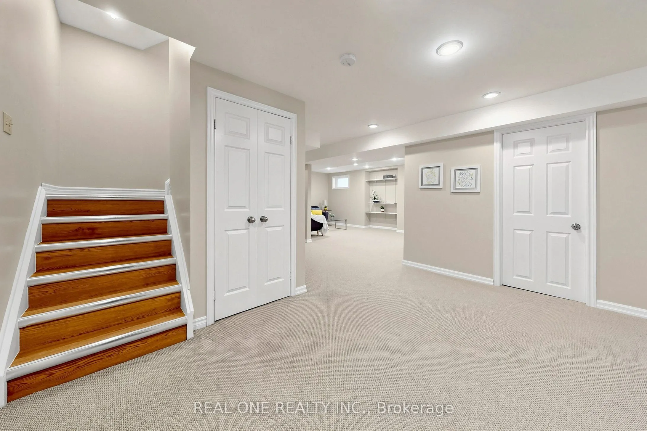 1213 Rosethorne Road
