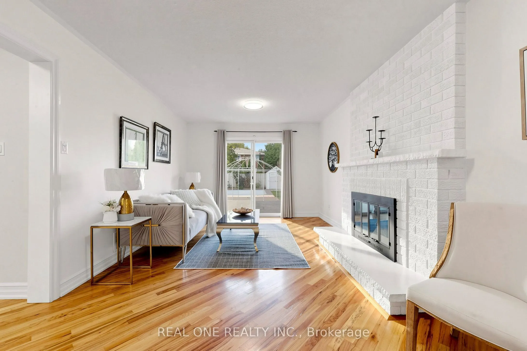 1213 Rosethorne Road