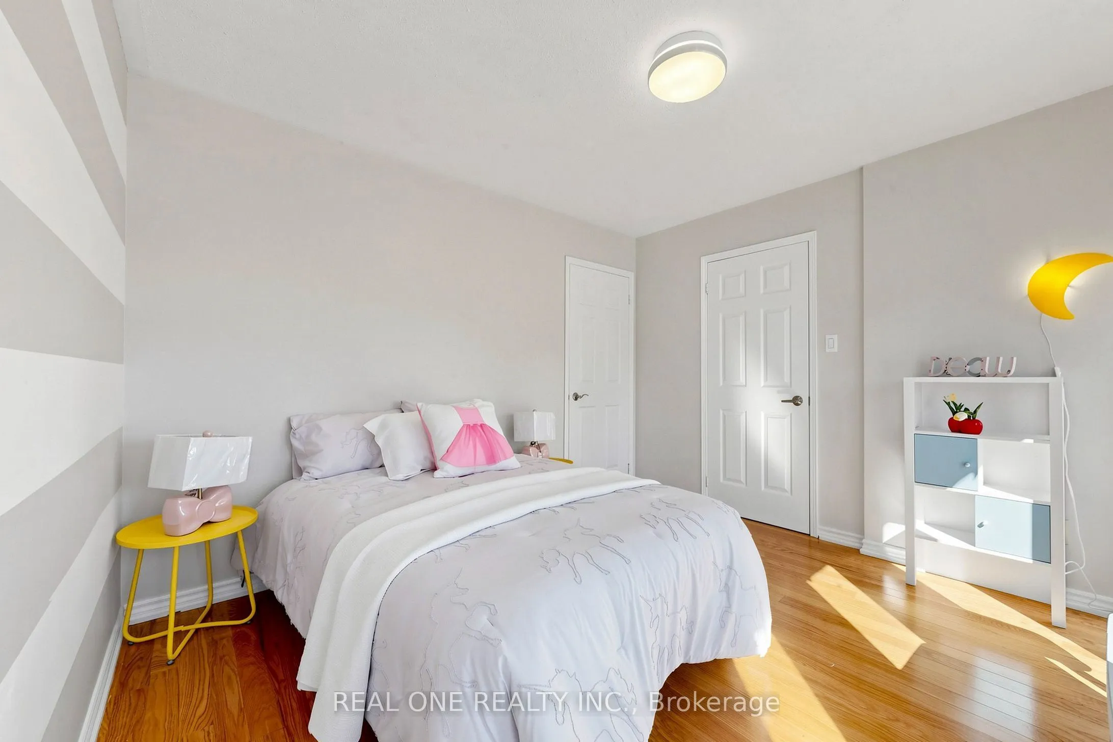 1213 Rosethorne Road