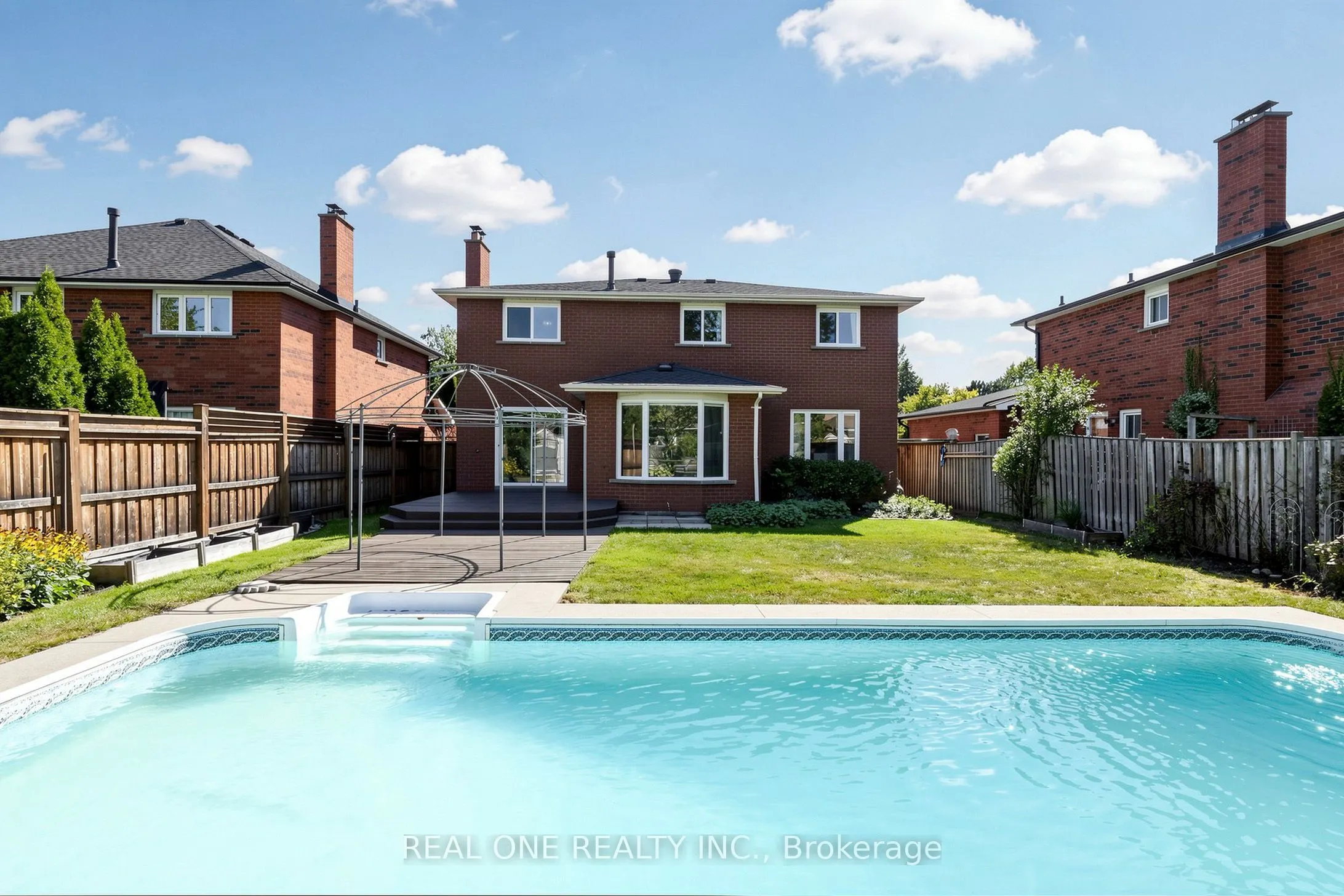 1213 Rosethorne Road
