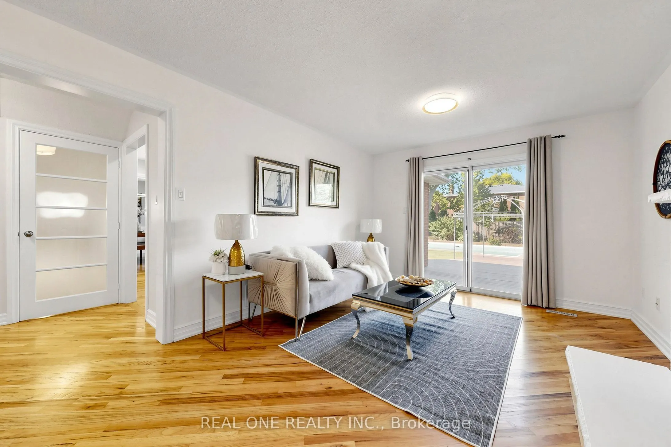 1213 Rosethorne Road