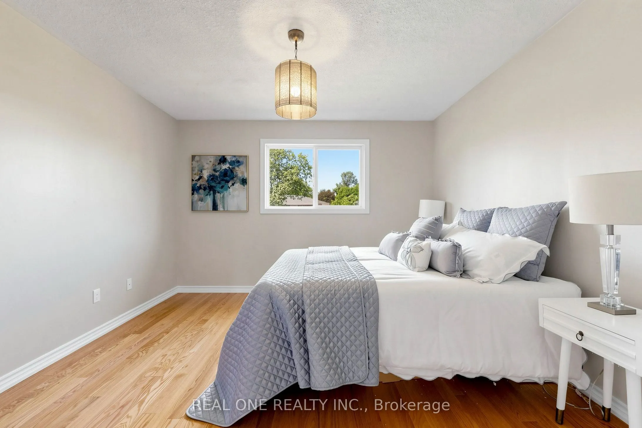 1213 Rosethorne Road