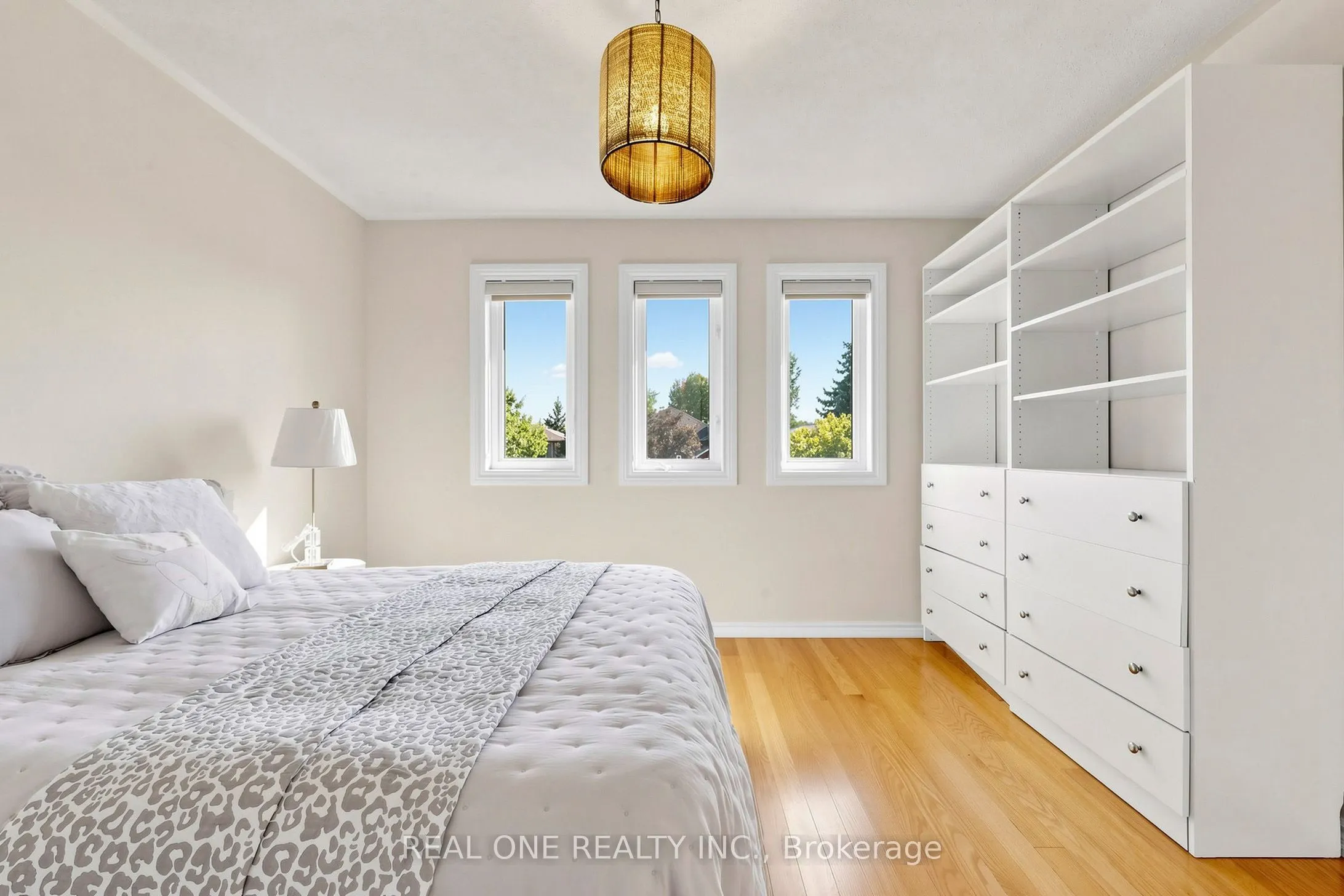 1213 Rosethorne Road