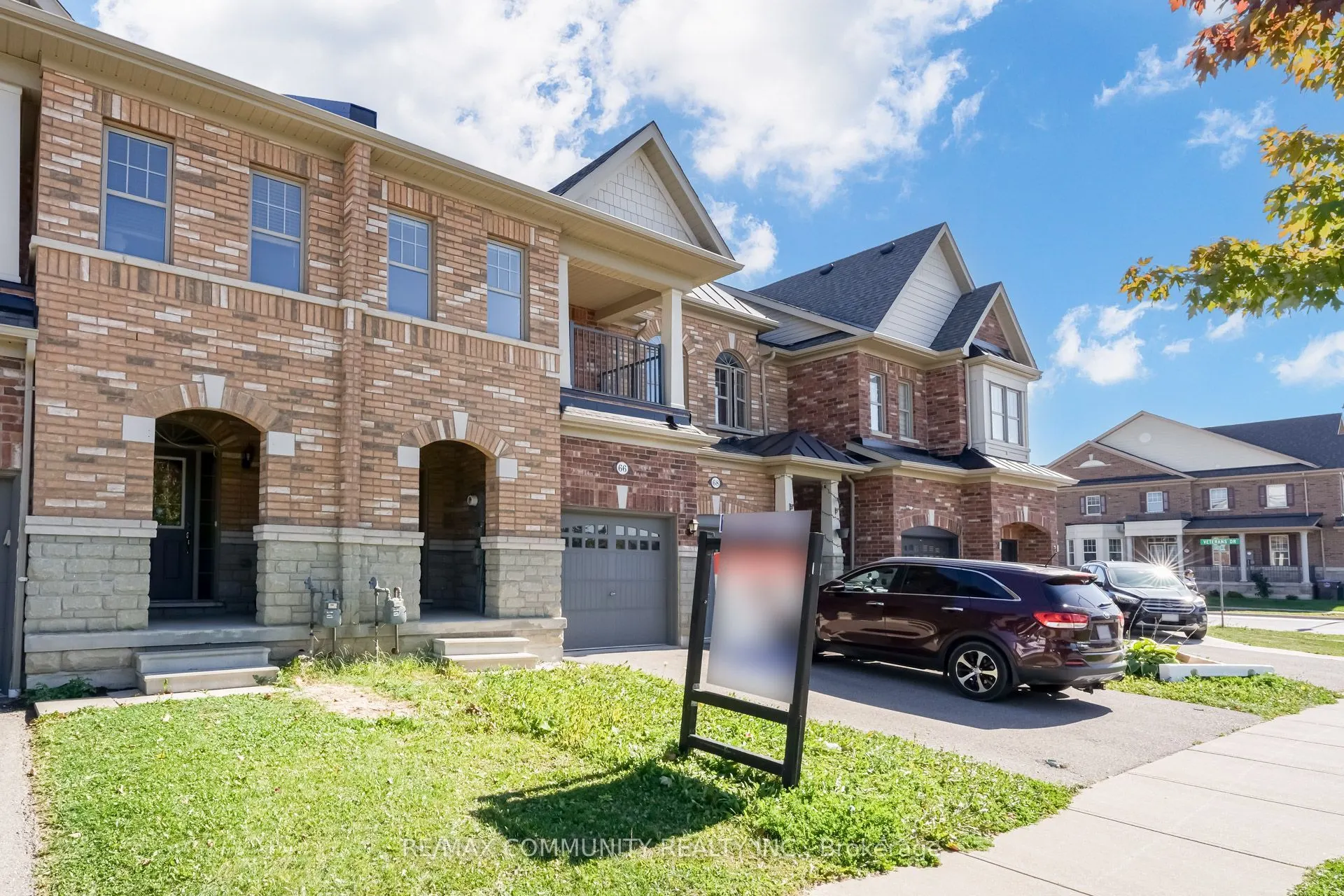 66 Kempsford Crescent