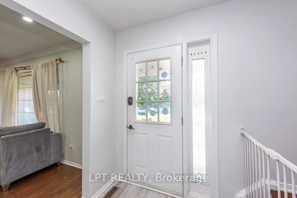 111 Dearbourne Boulevard