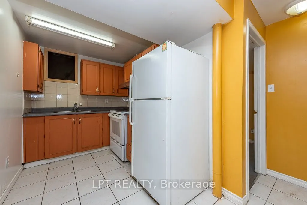 111 Dearbourne Boulevard