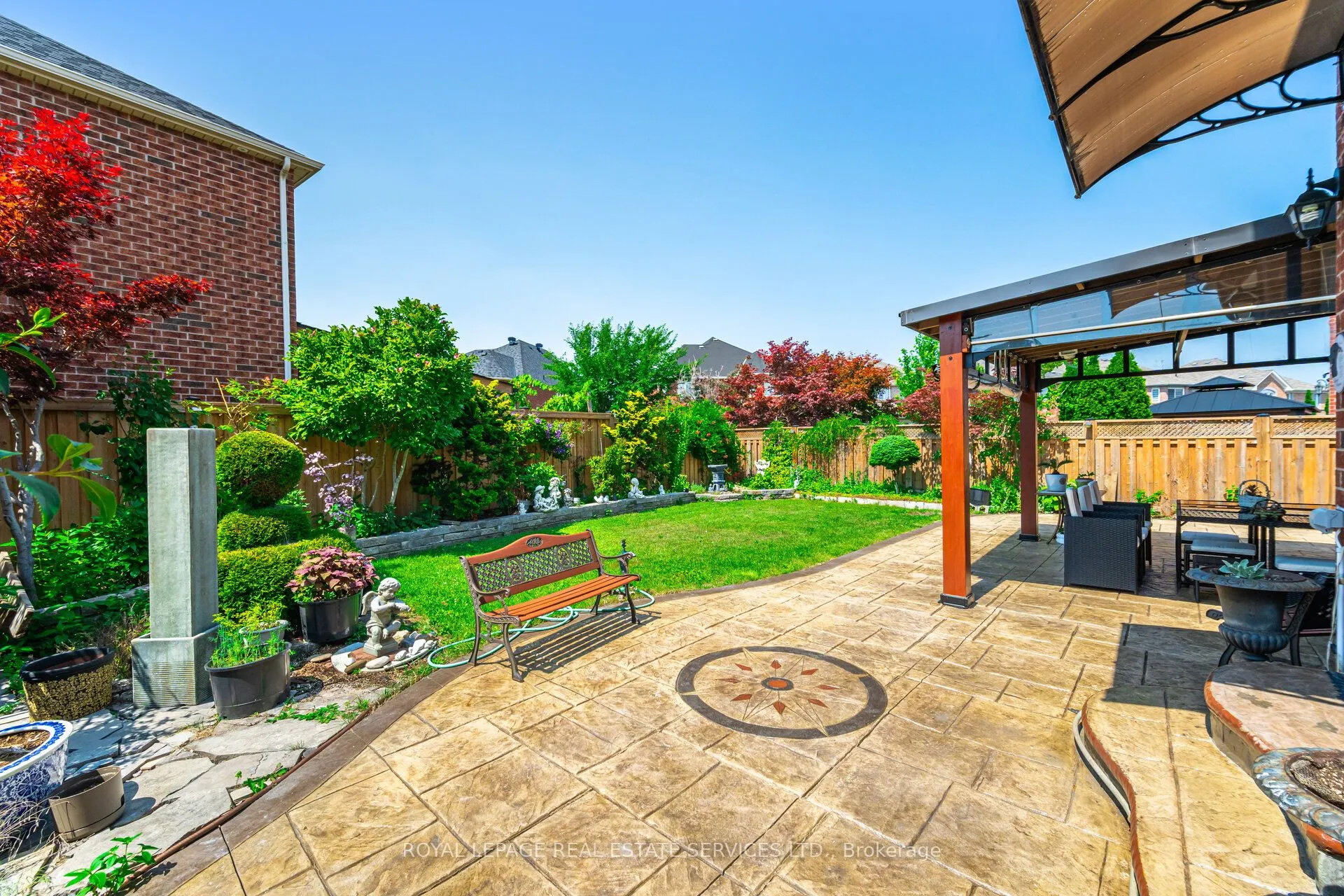 3809 Candlelight Drive