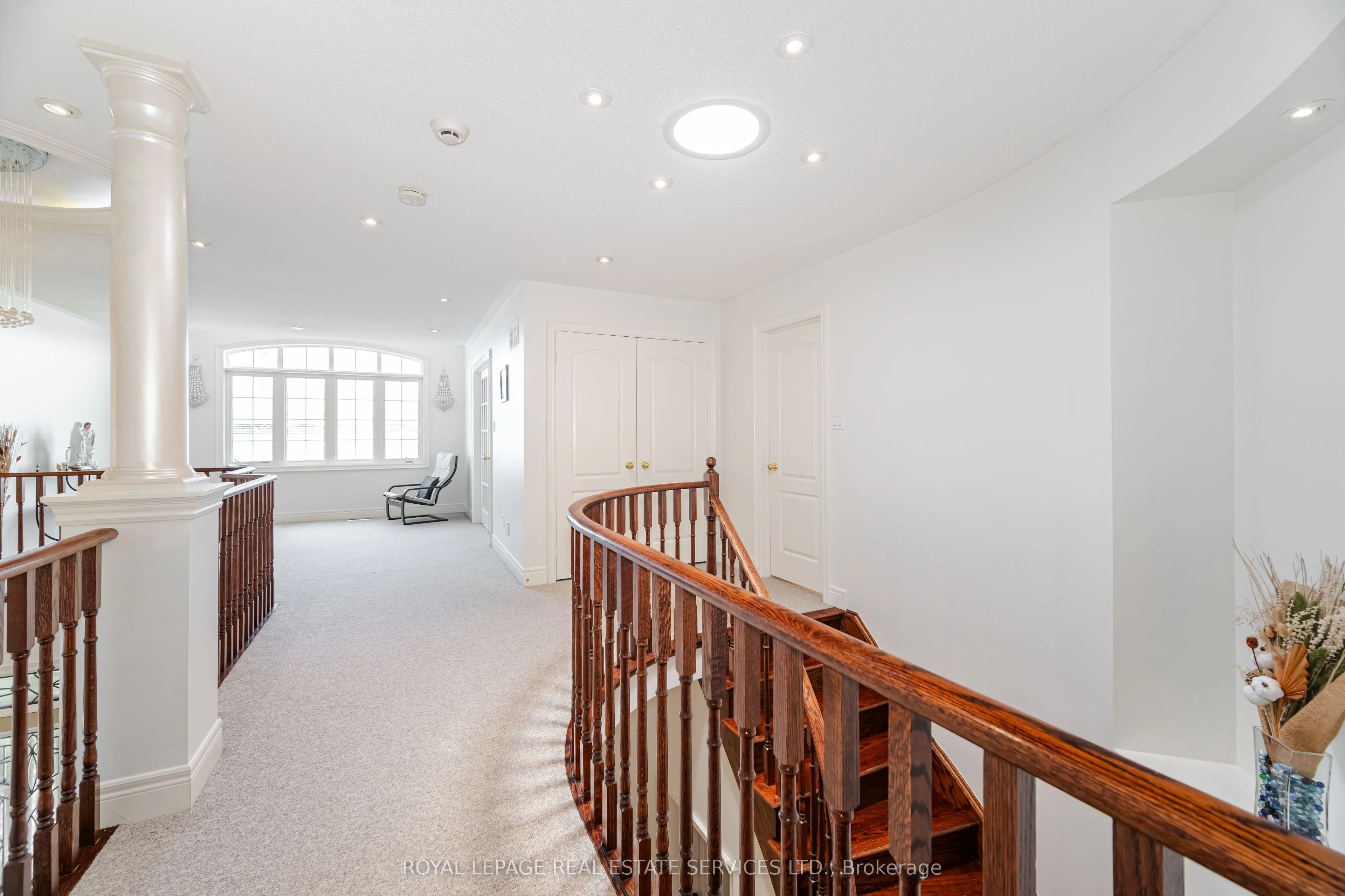 3809 Candlelight Drive