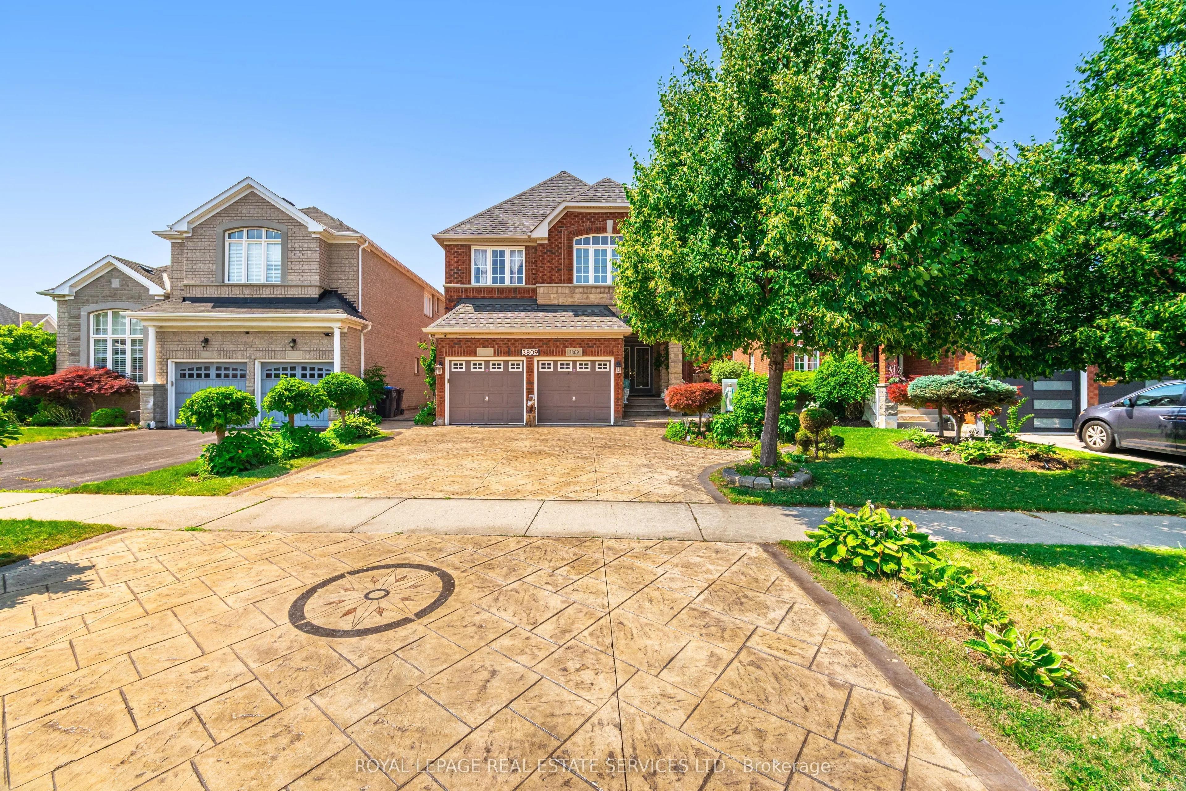 3809 Candlelight Drive