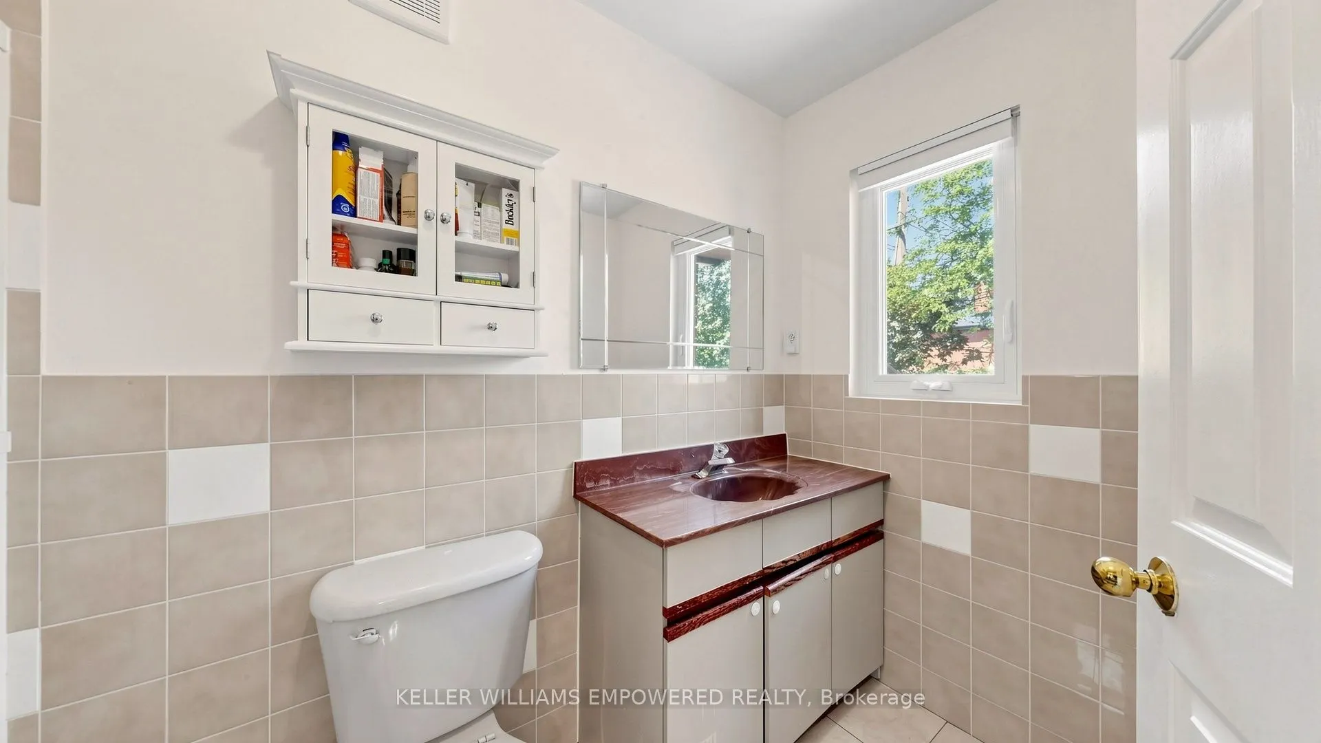156A Dowling Avenue