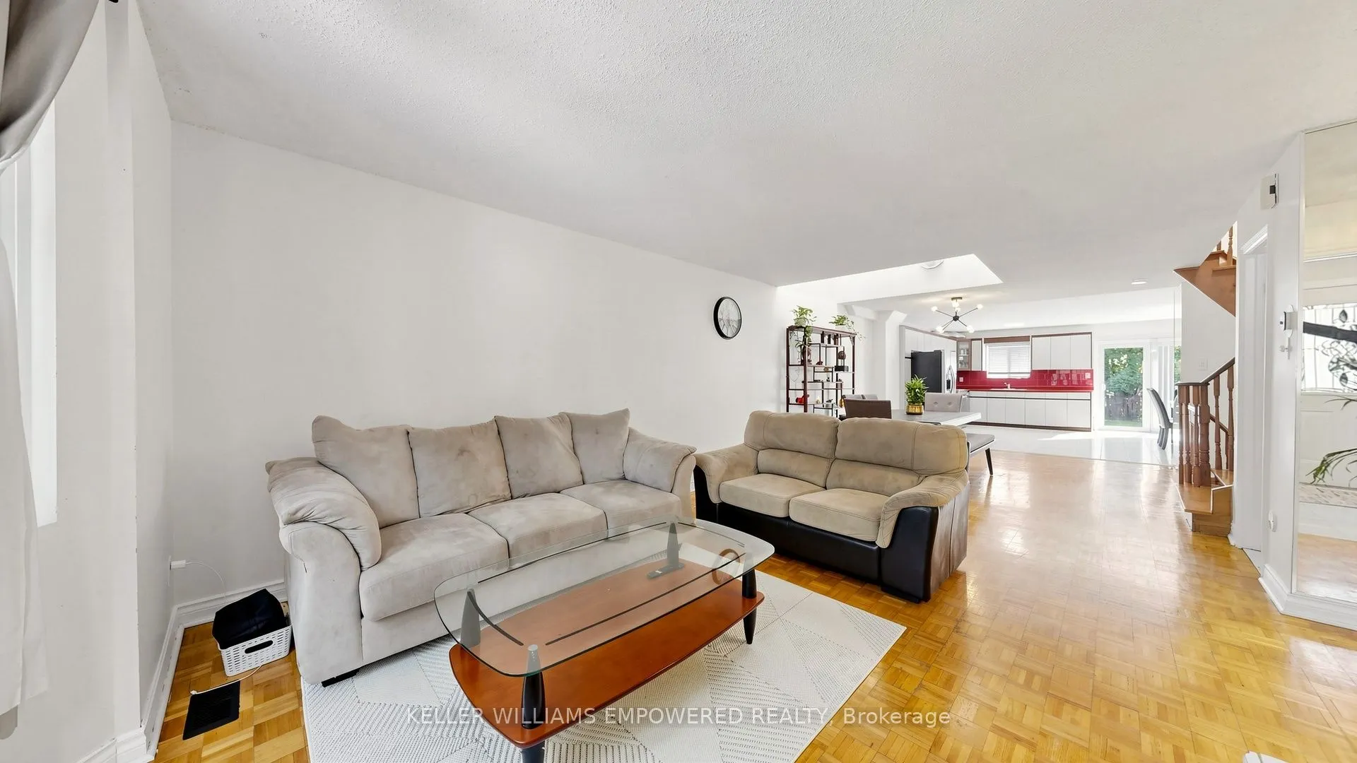 156A Dowling Avenue
