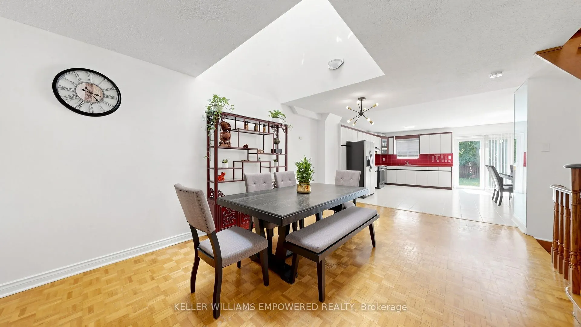 156A Dowling Avenue
