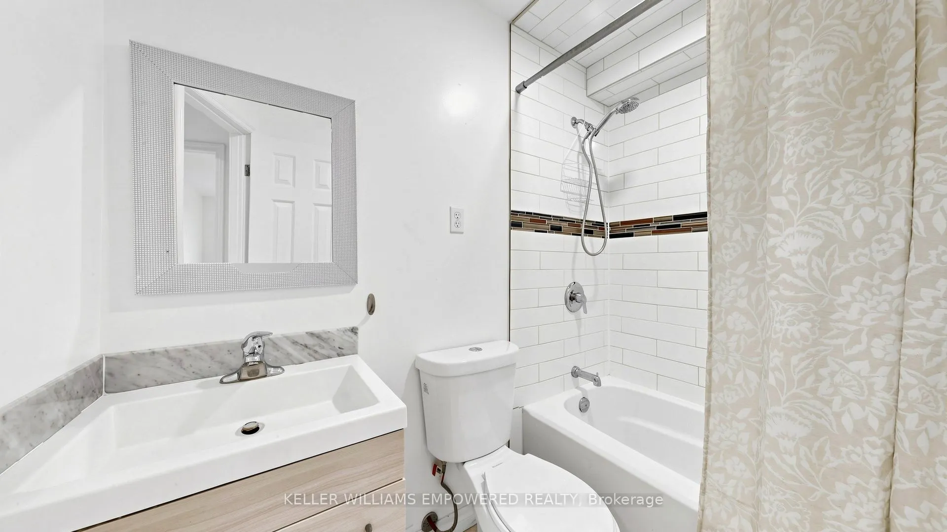 156A Dowling Avenue