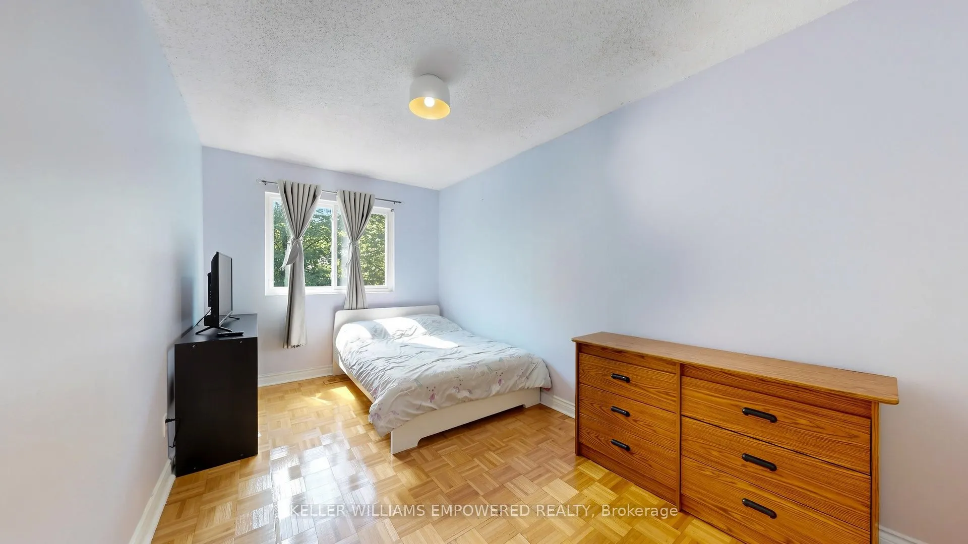 156A Dowling Avenue