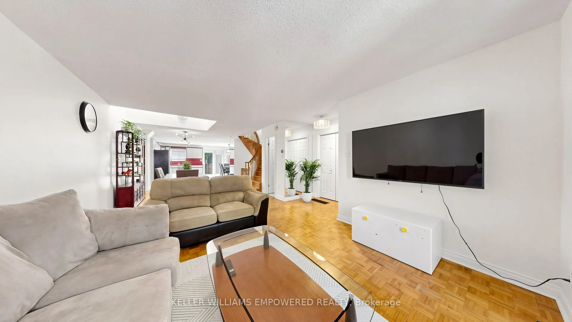 156A Dowling Avenue