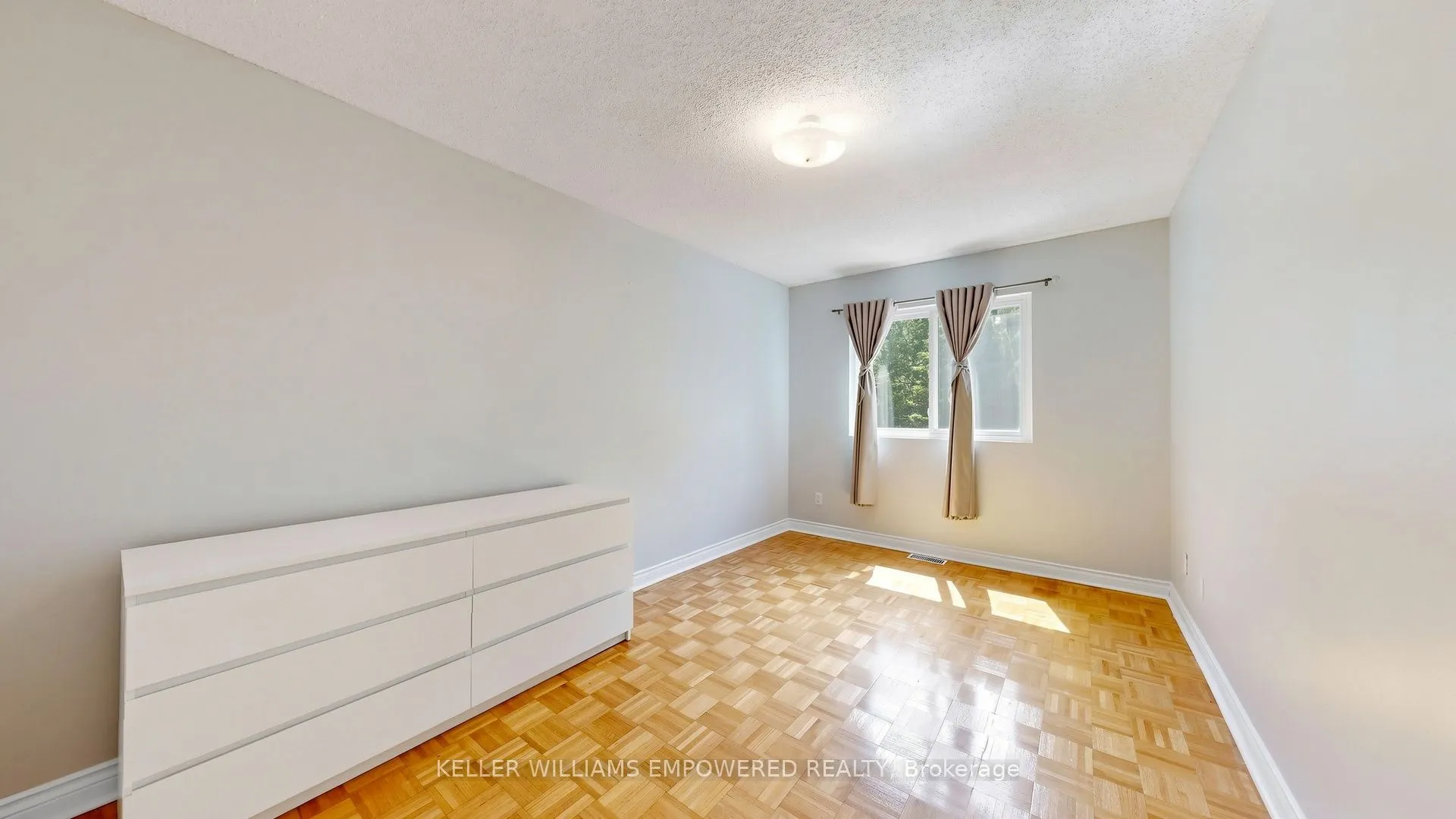 156A Dowling Avenue