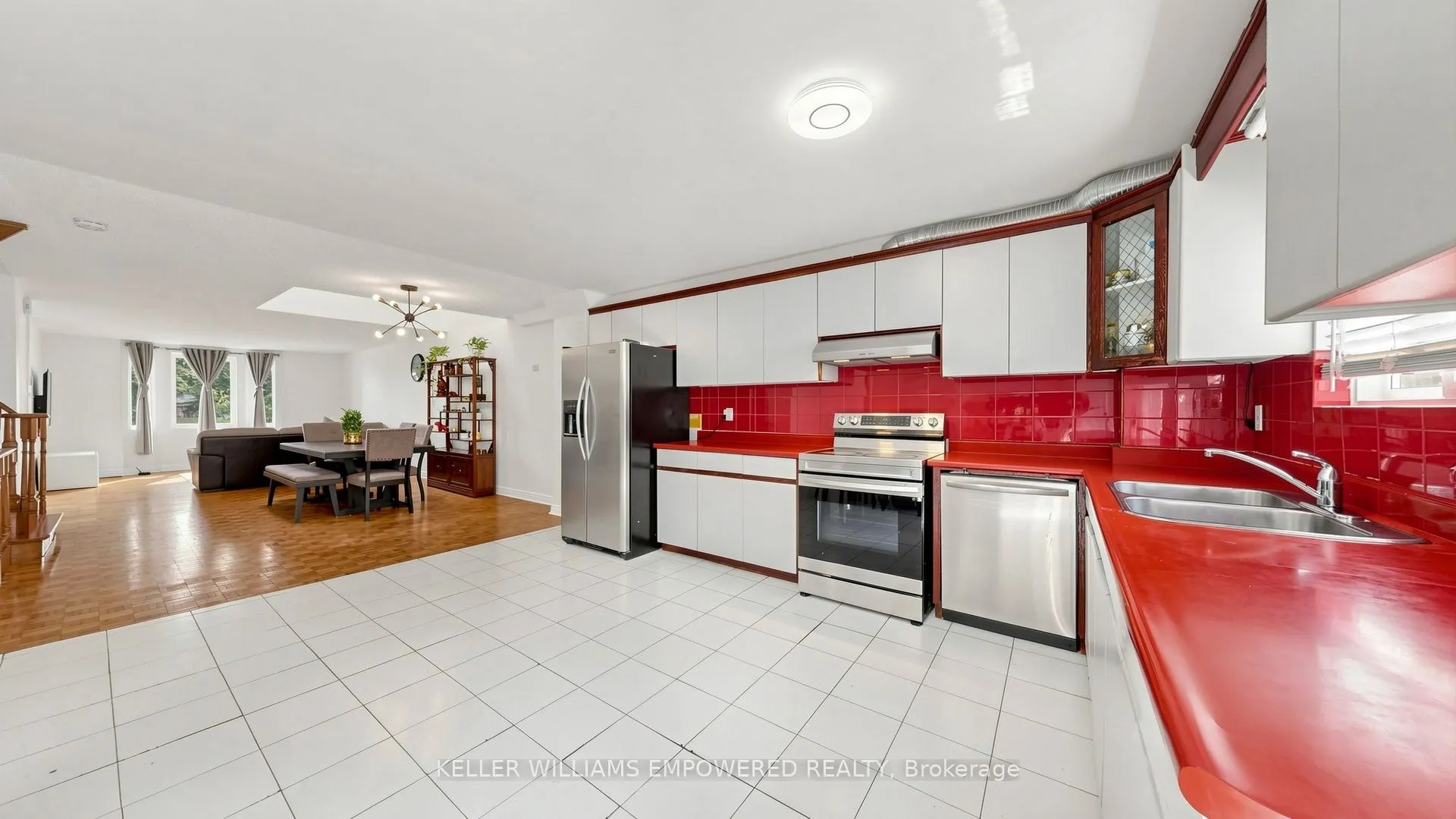 156A Dowling Avenue