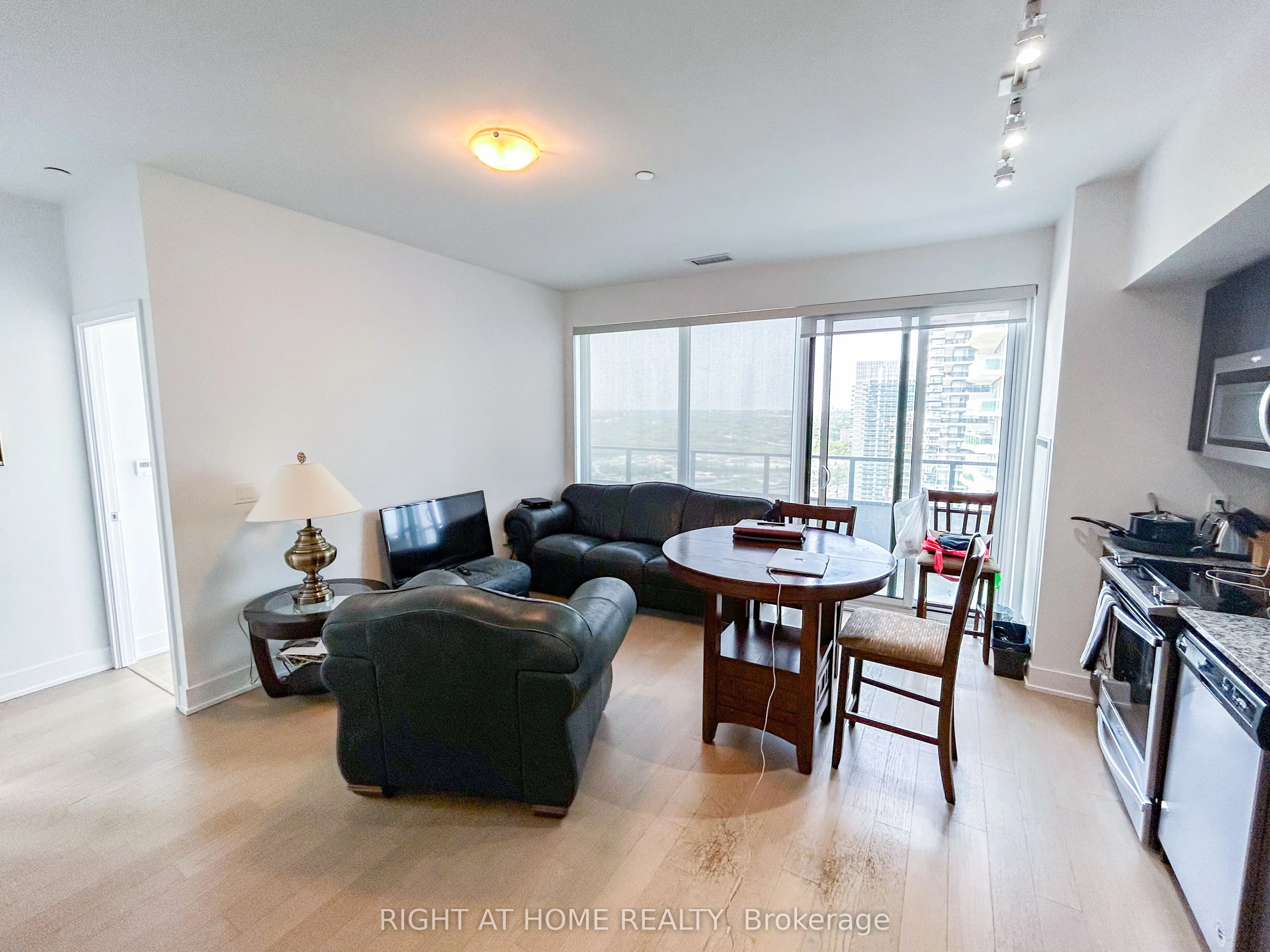 30 Shore Breeze Drive #3313