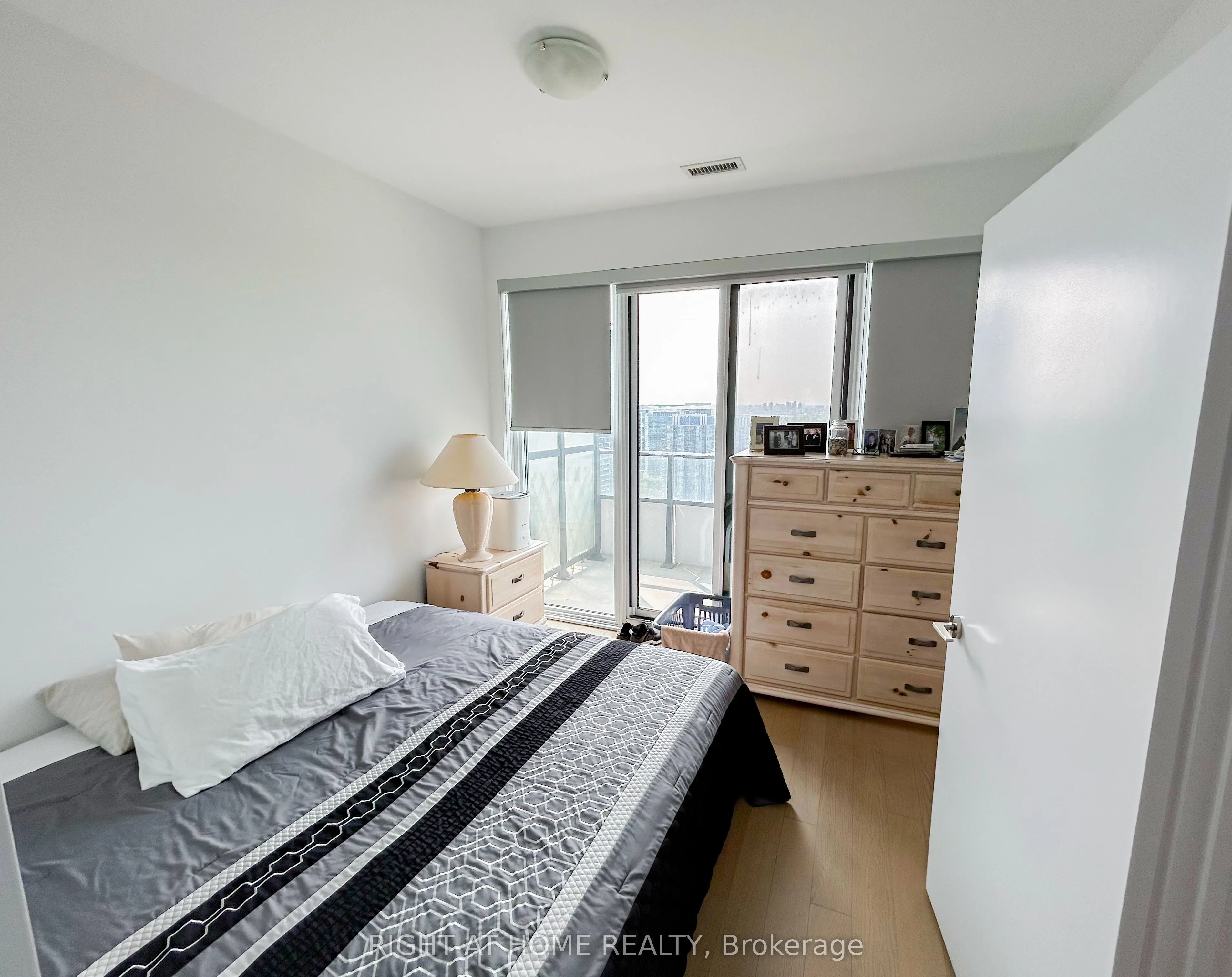 30 Shore Breeze Drive #3313