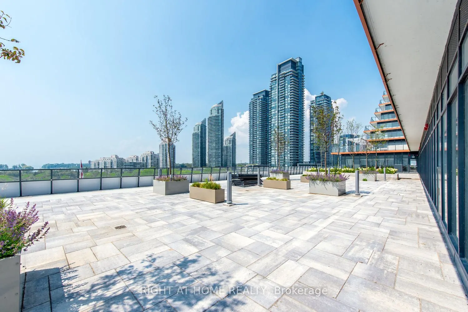 30 Shore Breeze Drive #3313