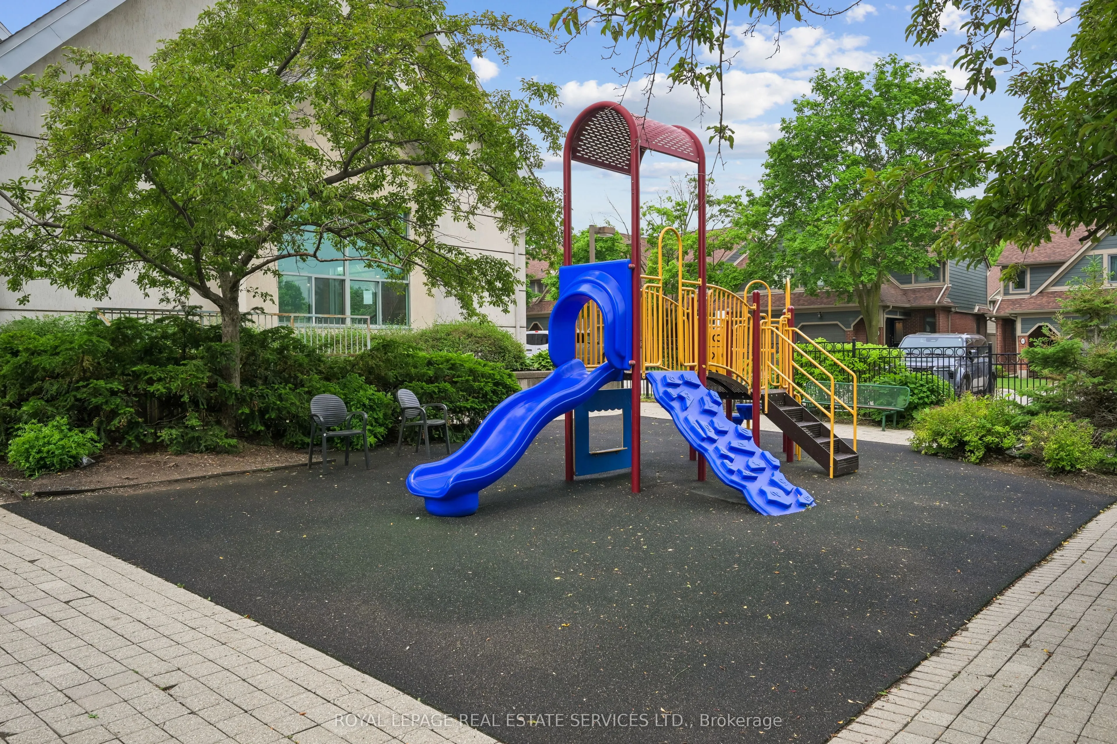 2155 Burnhamthorpe Road #1211
