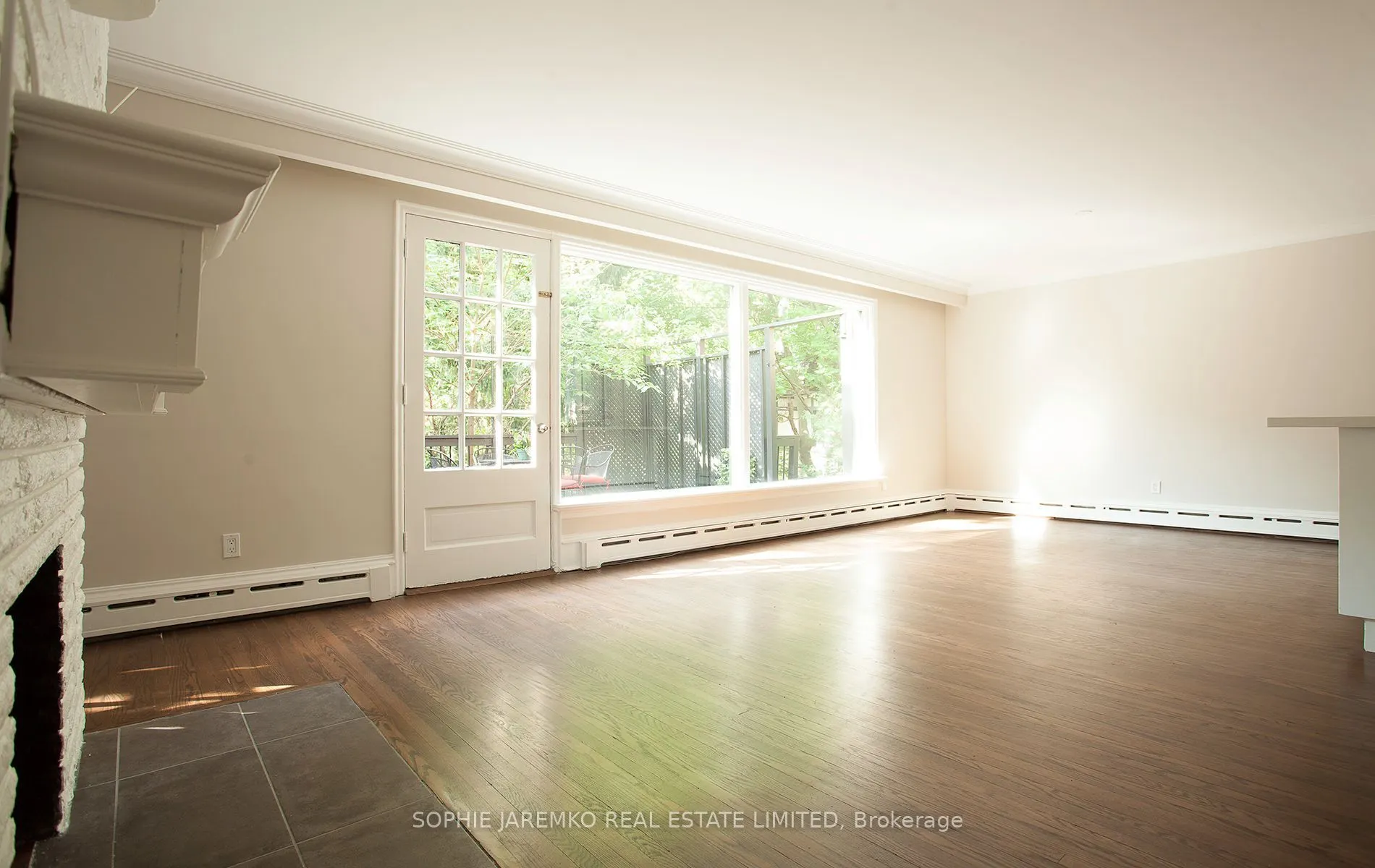 4 Woodhaven Heights