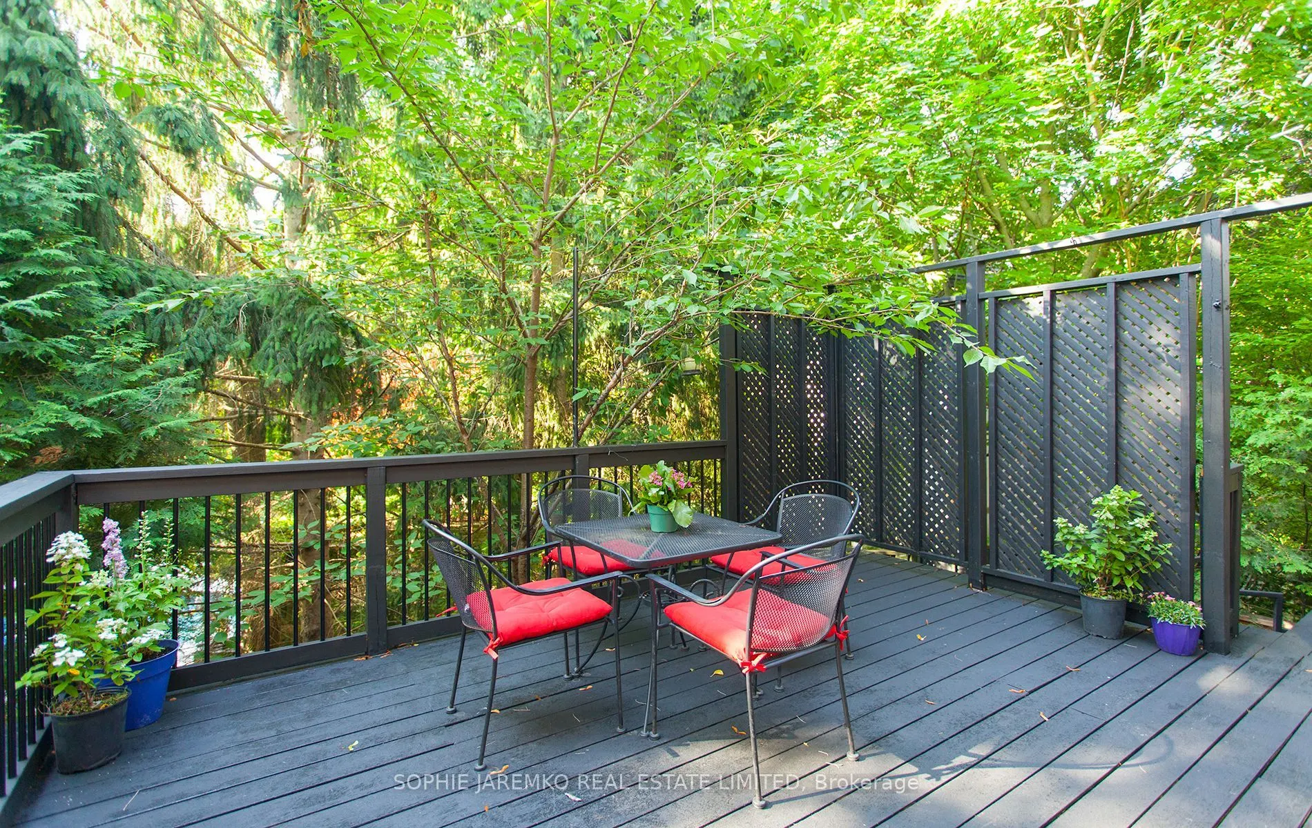 4 Woodhaven Heights