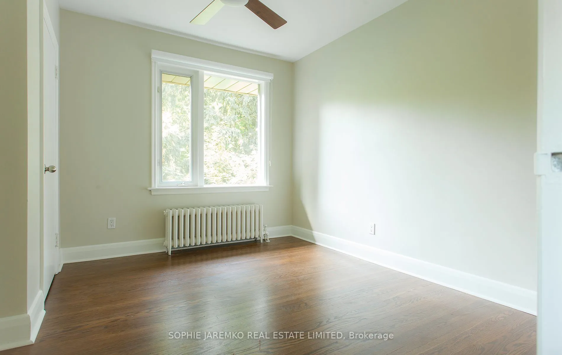 4 Woodhaven Heights