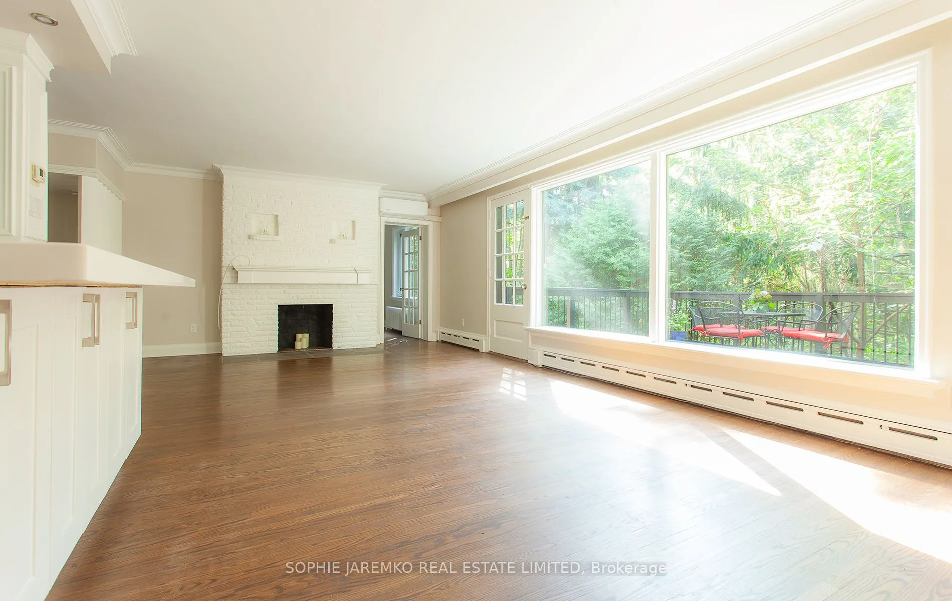 4 Woodhaven Heights