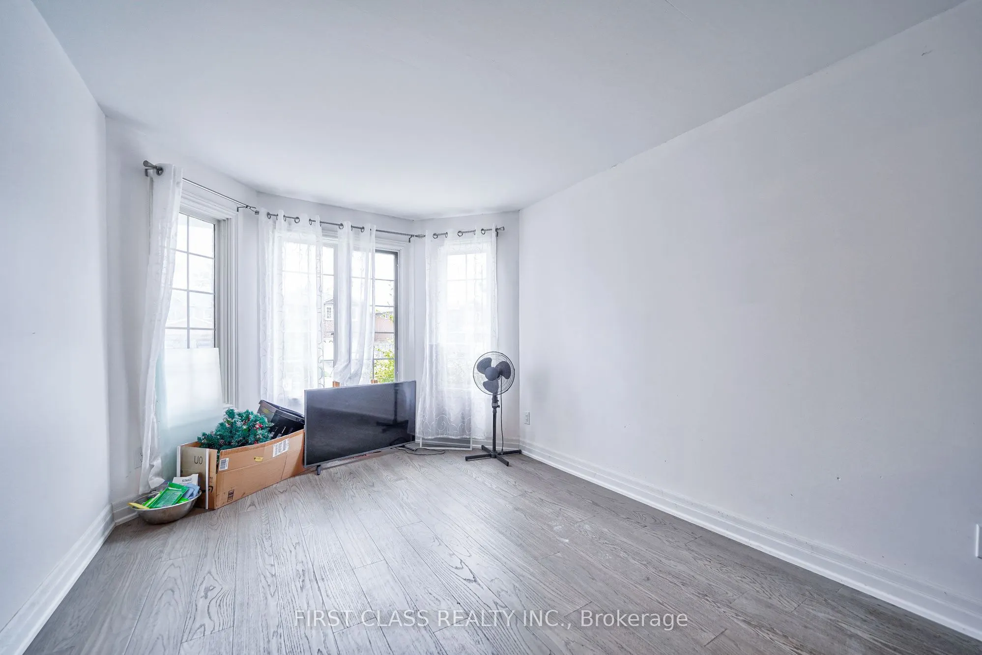 3309 Loyalist Drive