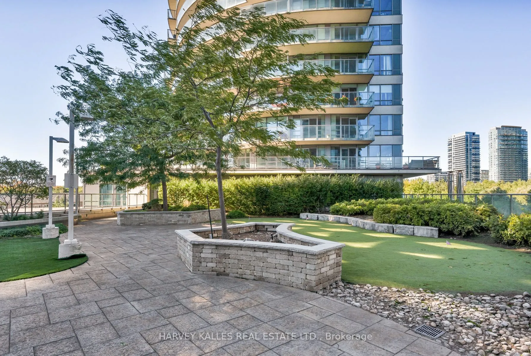 2230 Lake Shore Boulevard W #602