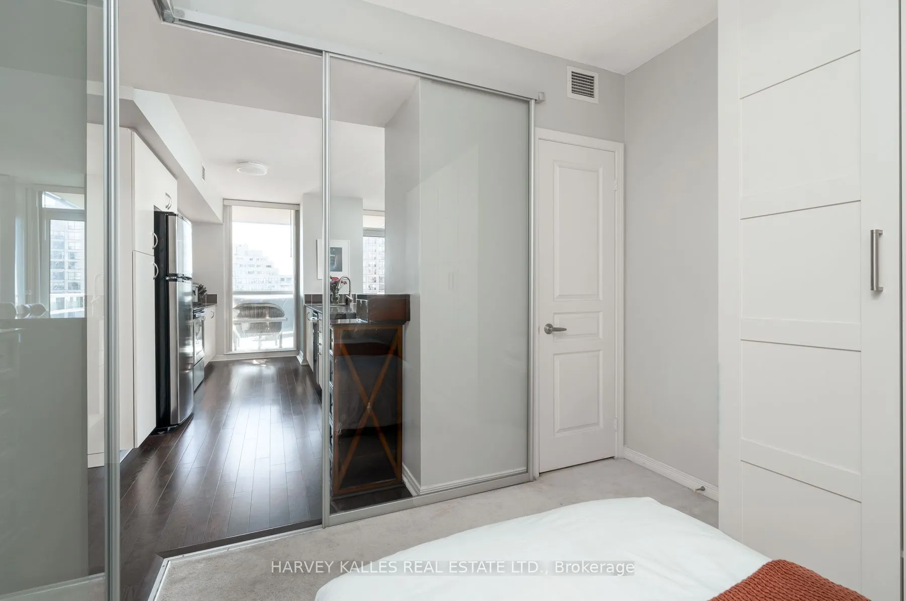 2230 Lake Shore Boulevard W #602