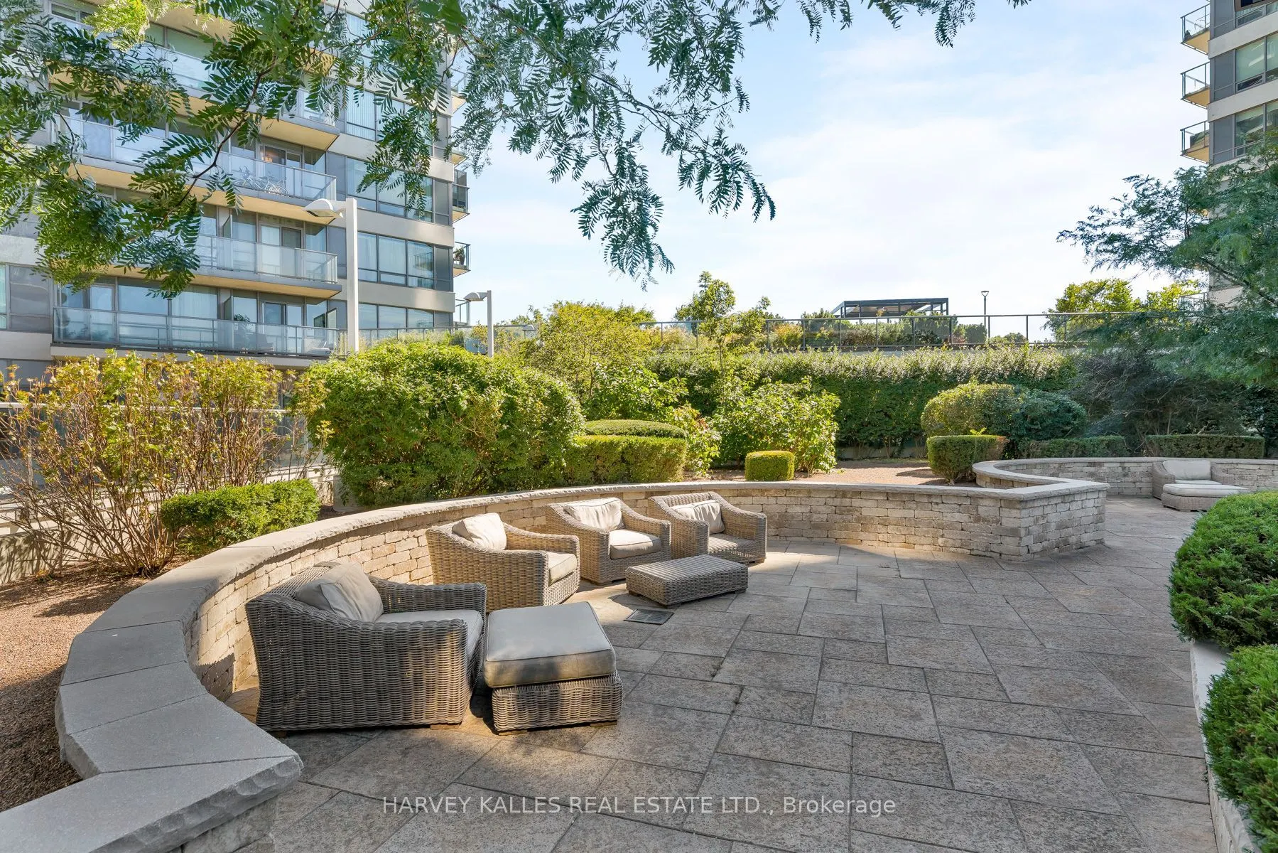 2230 Lake Shore Boulevard W #602
