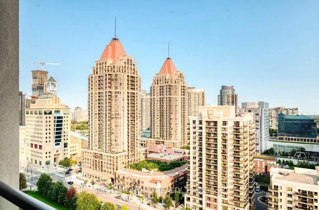 388 Prince Of Wales Drive #1711