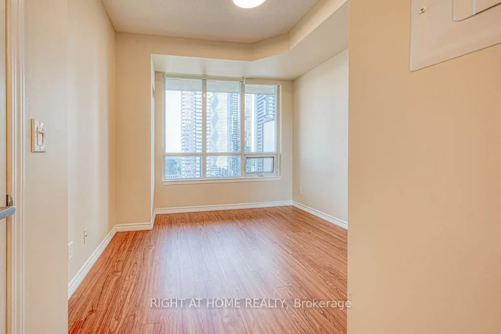 388 Prince Of Wales Drive #1711