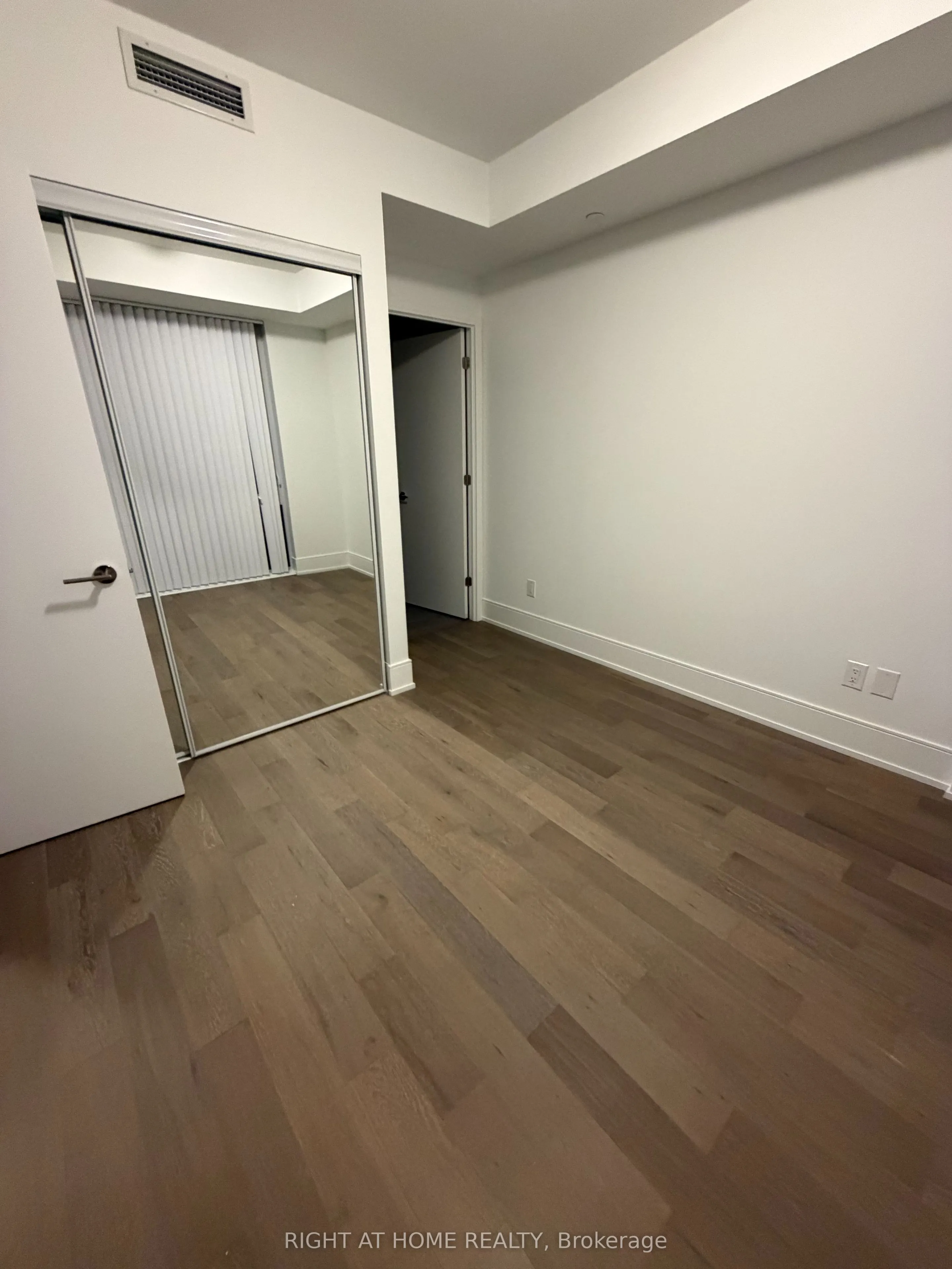 2450 Bloor St W Street N #307