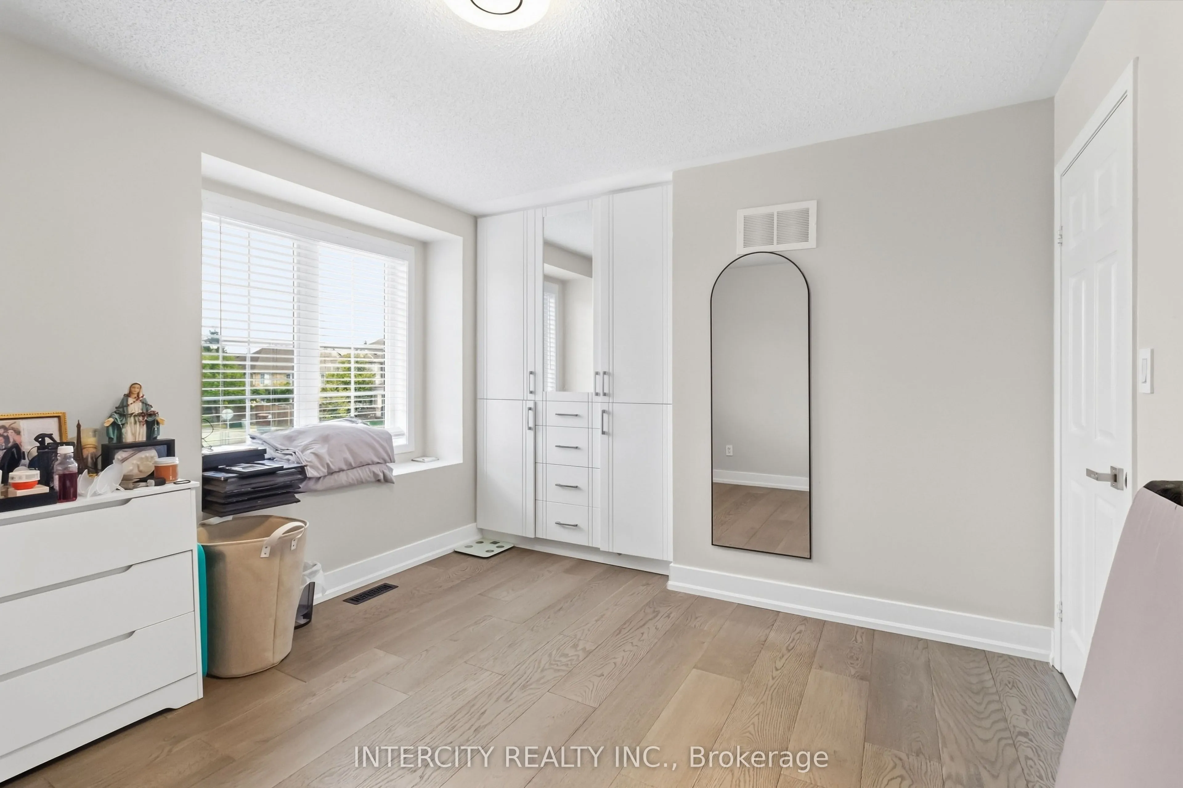 700 Trudeau Drive