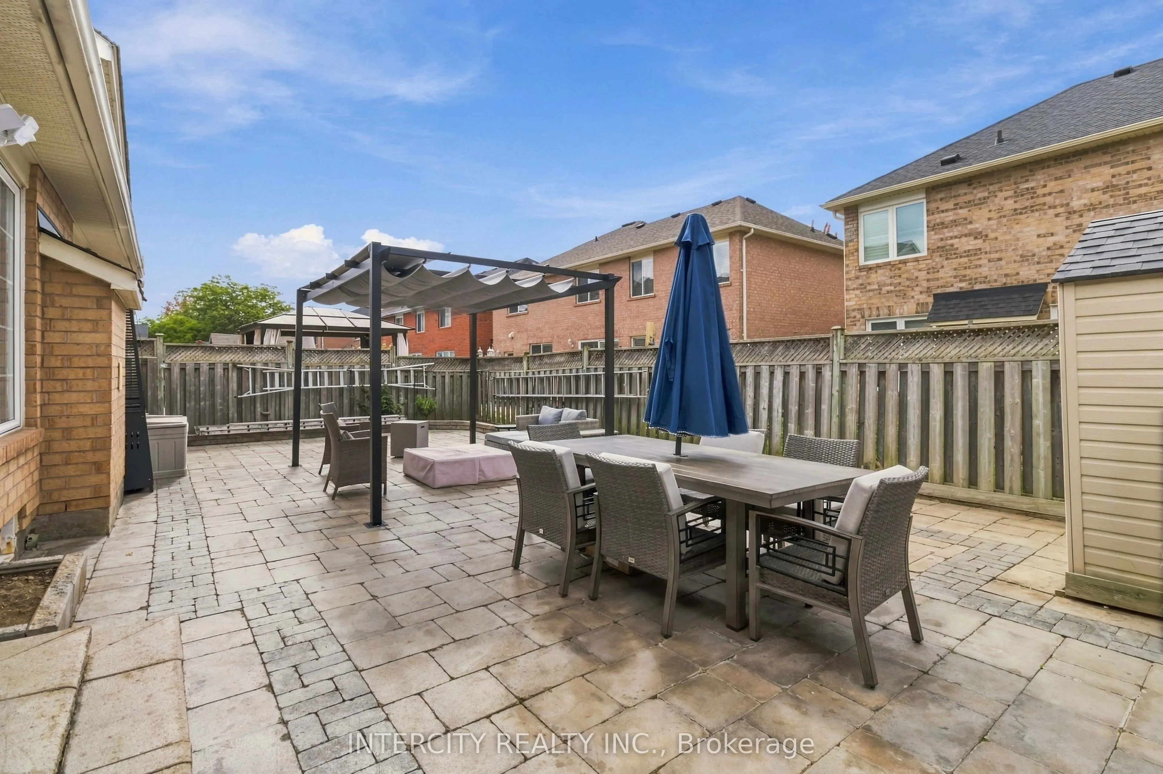 700 Trudeau Drive