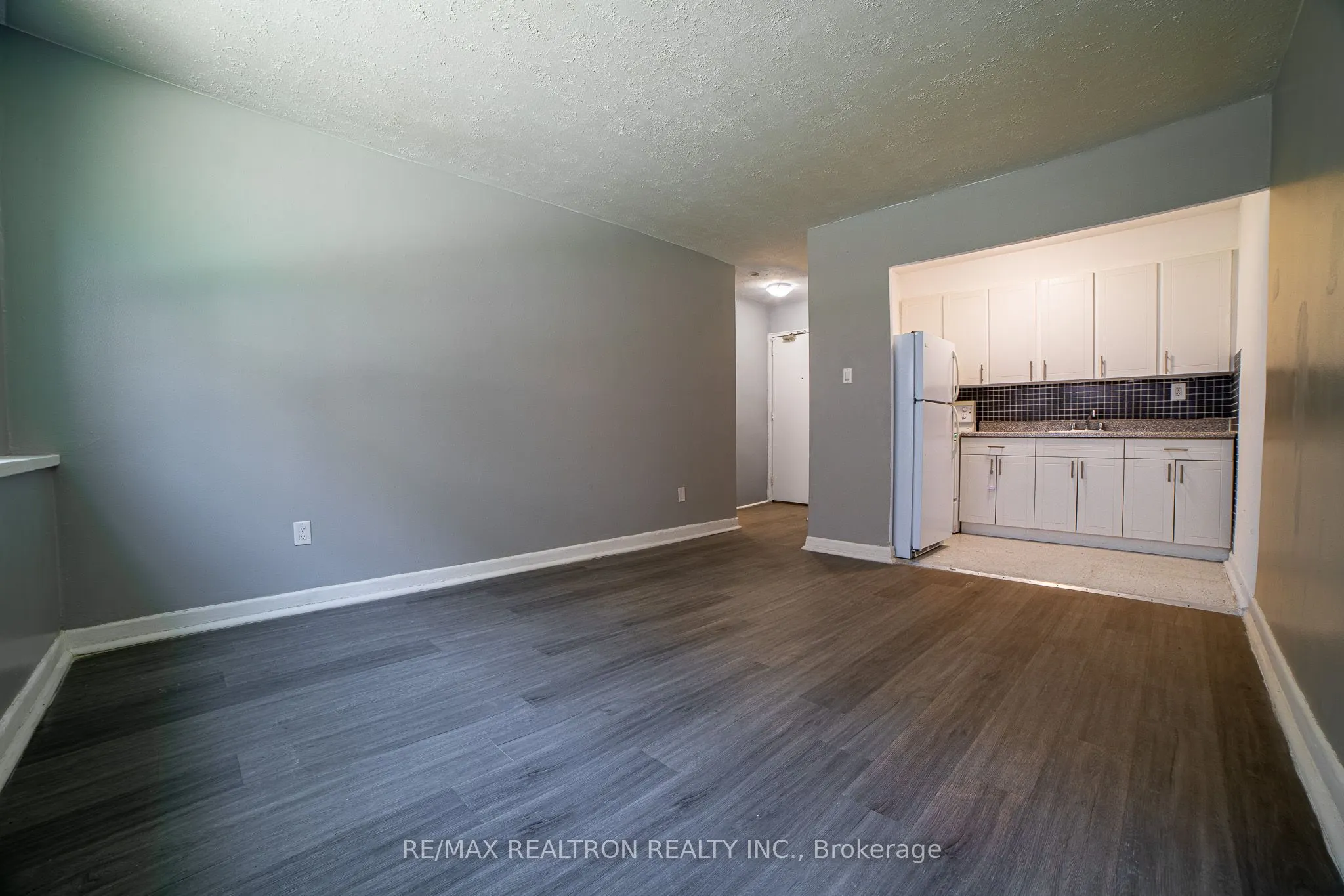 2369 Lake Shore Boulevard W #111