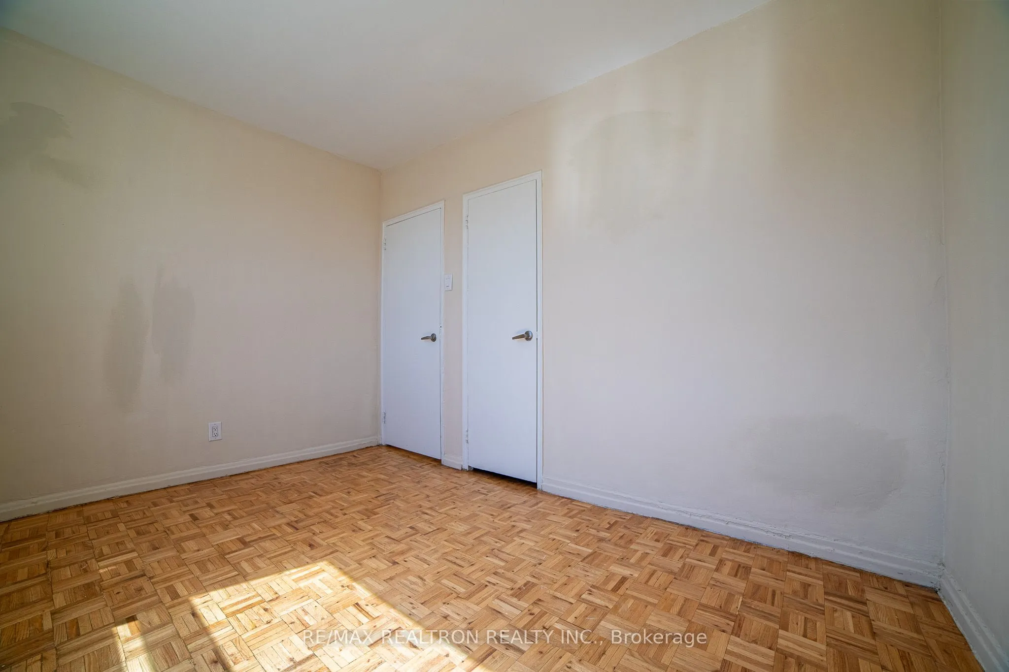 2355 Lake Shore Boulevard W #303