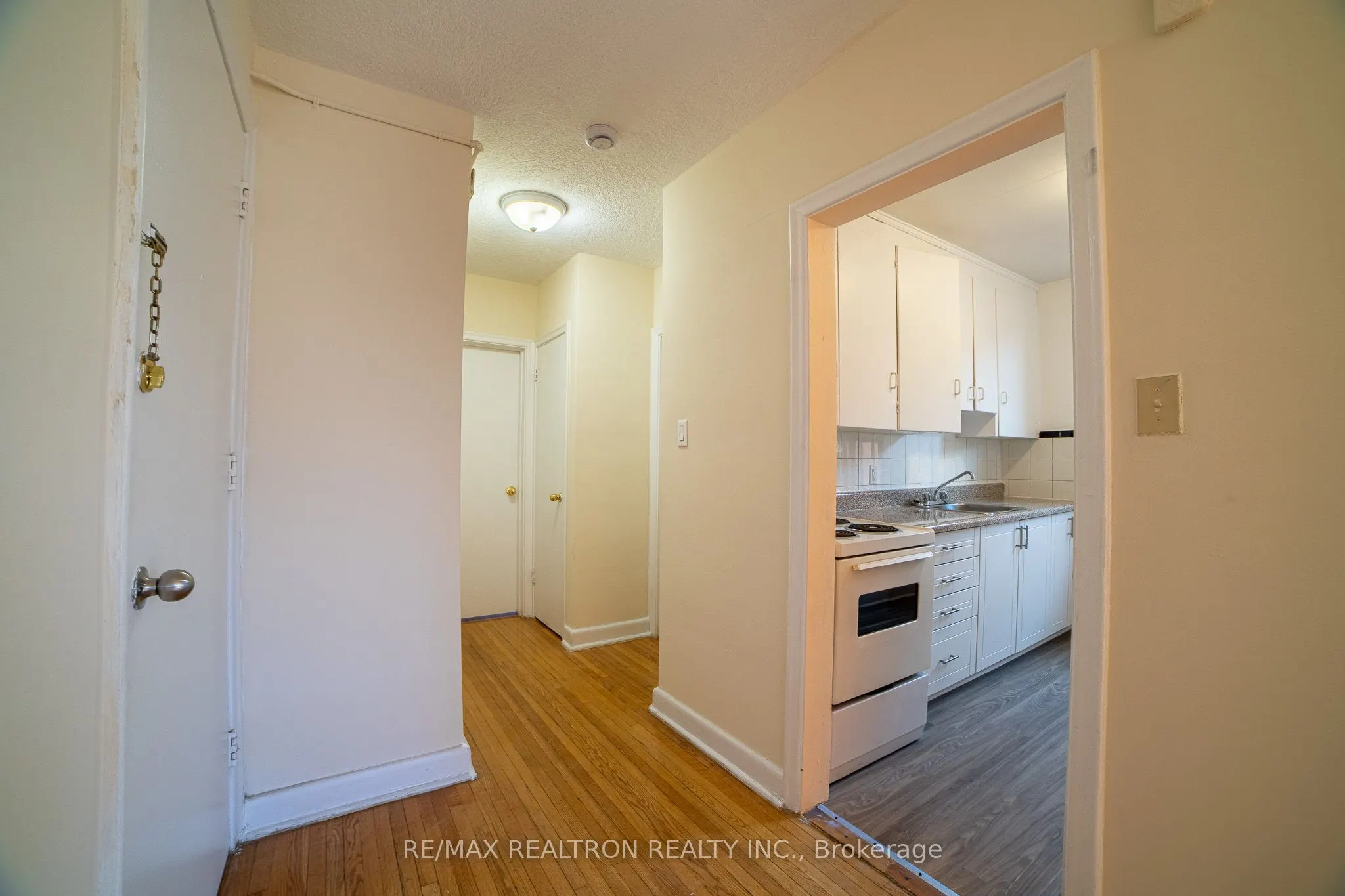 2309 Lake Shore Boulevard W #308
