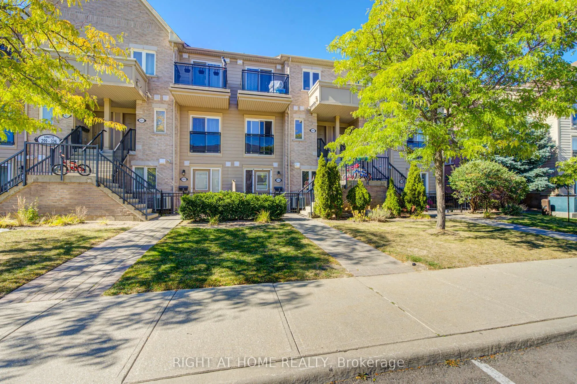 4975 Southampton Drive #323